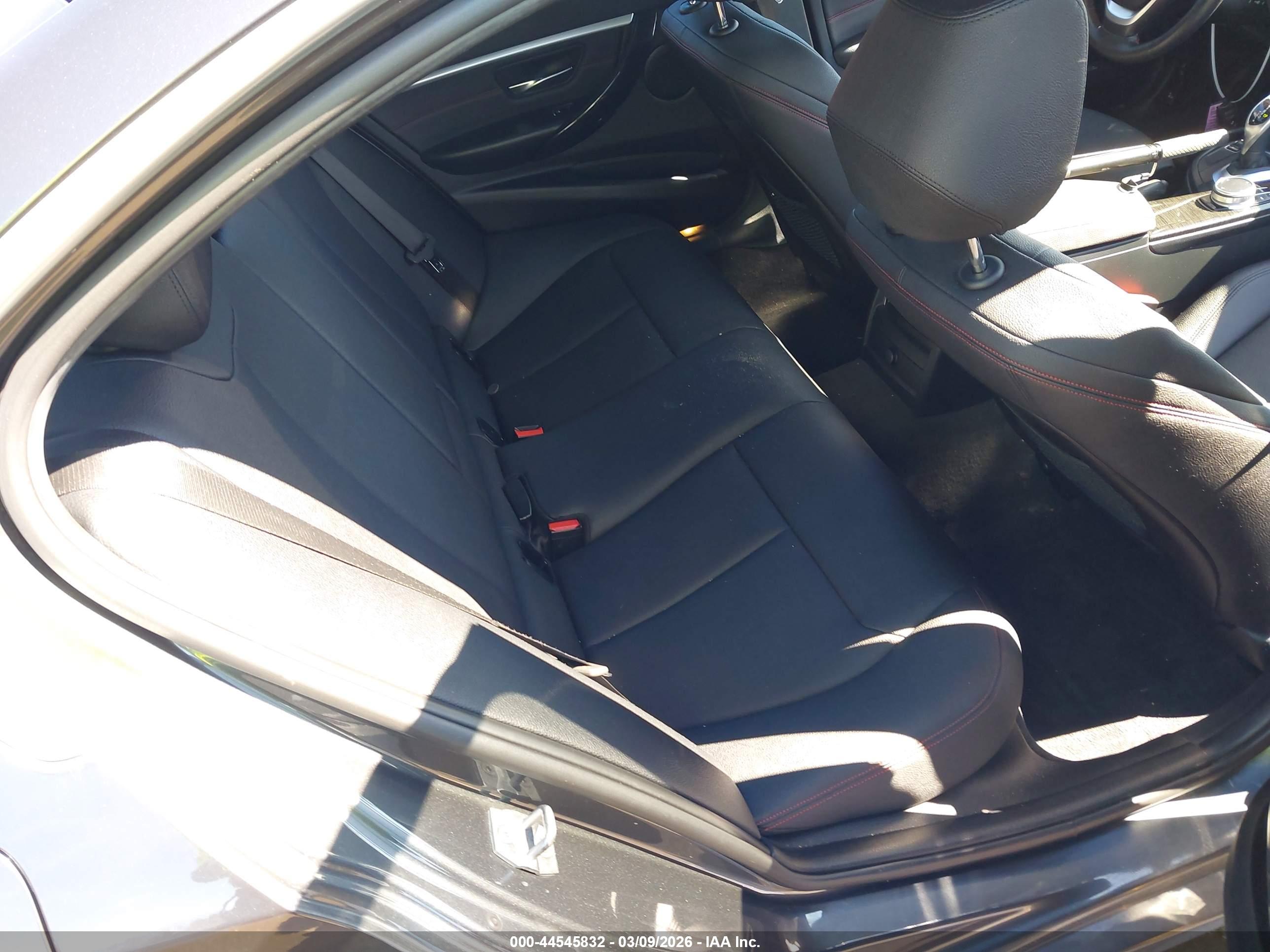 BMW 330I image 8