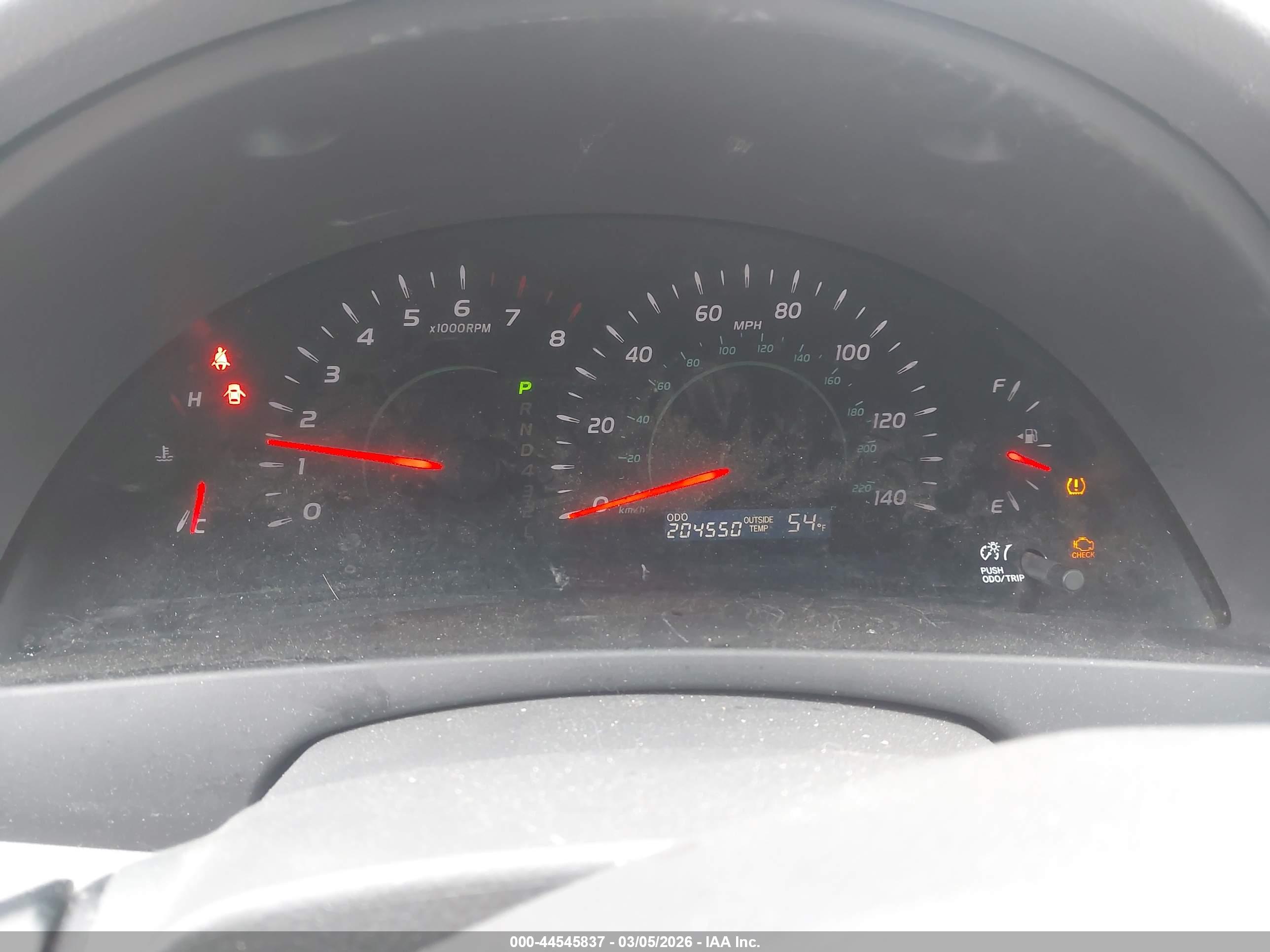 TOYOTA CAMRY image 7