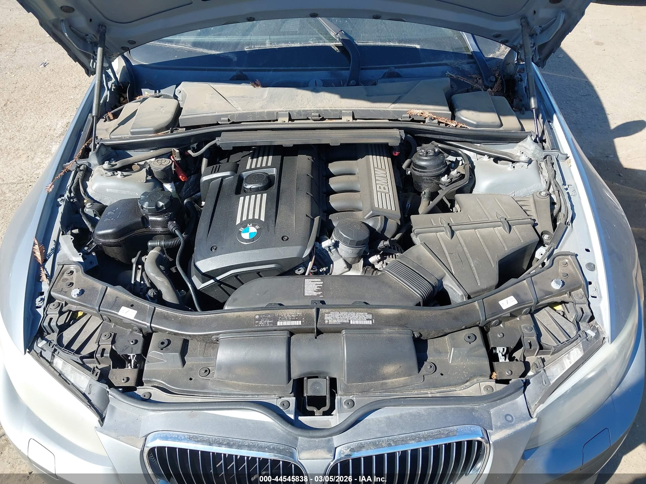 BMW 328I image 10
