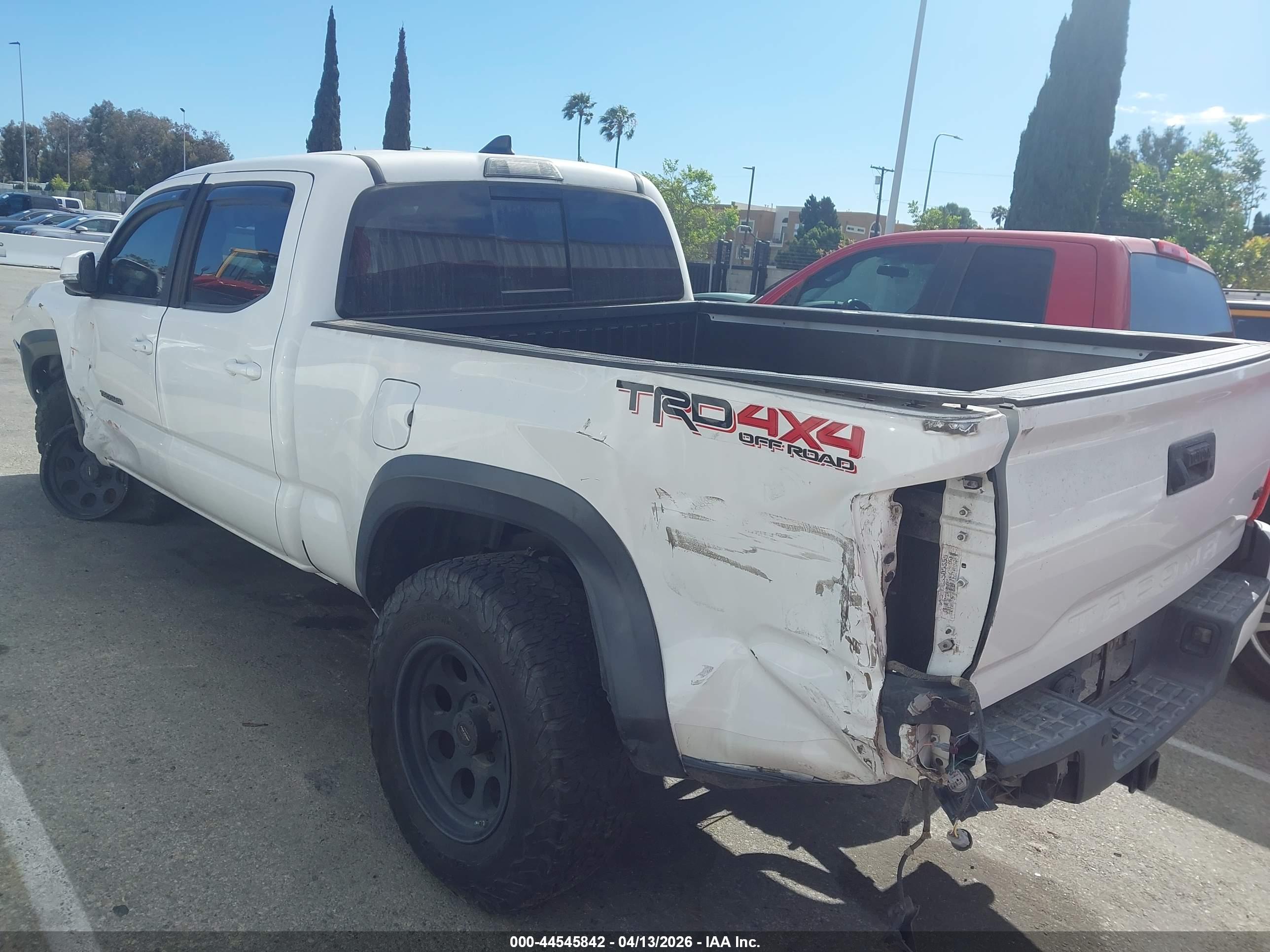TOYOTA TACOMA image 3