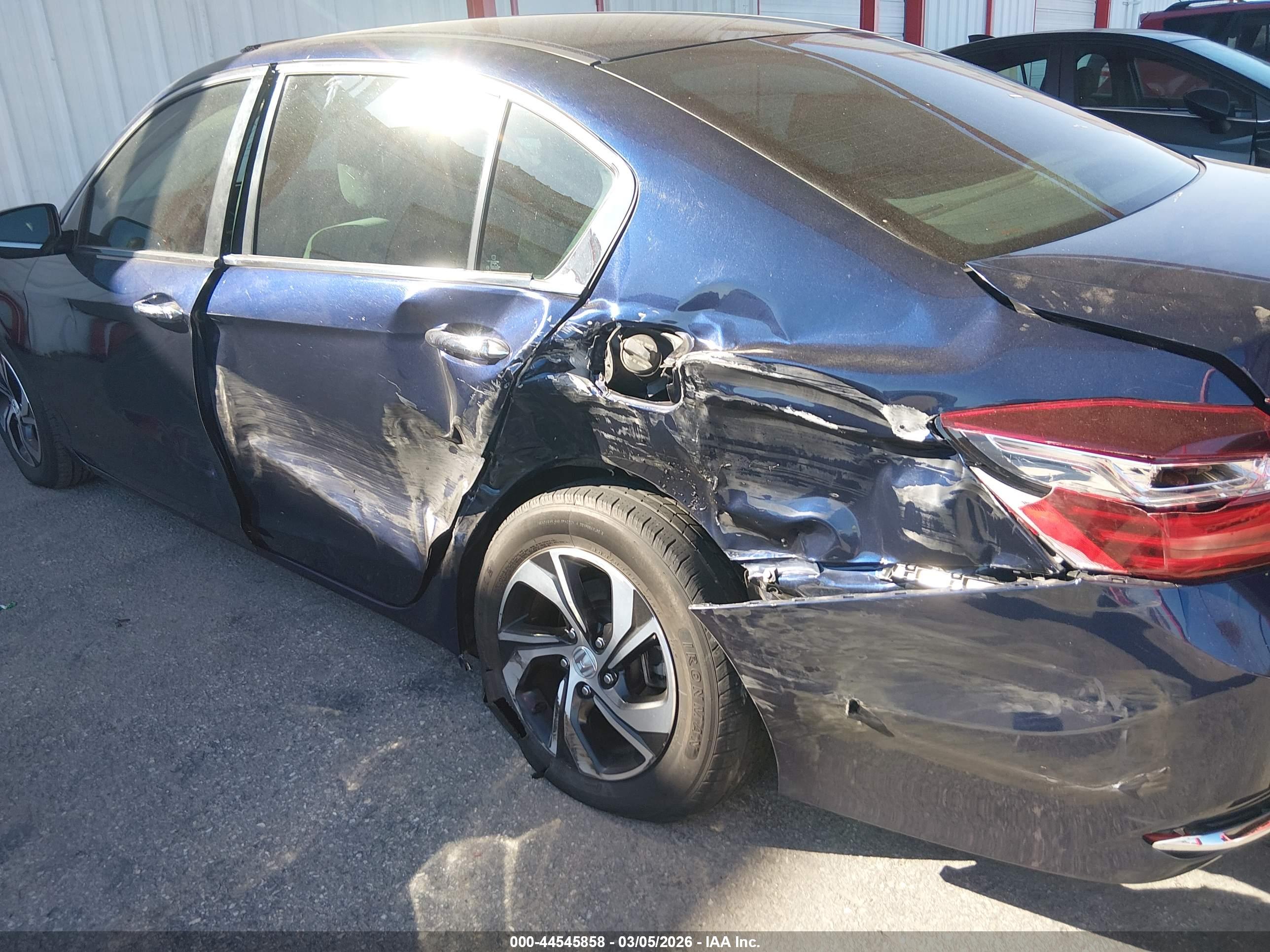 HONDA ACCORD image 6