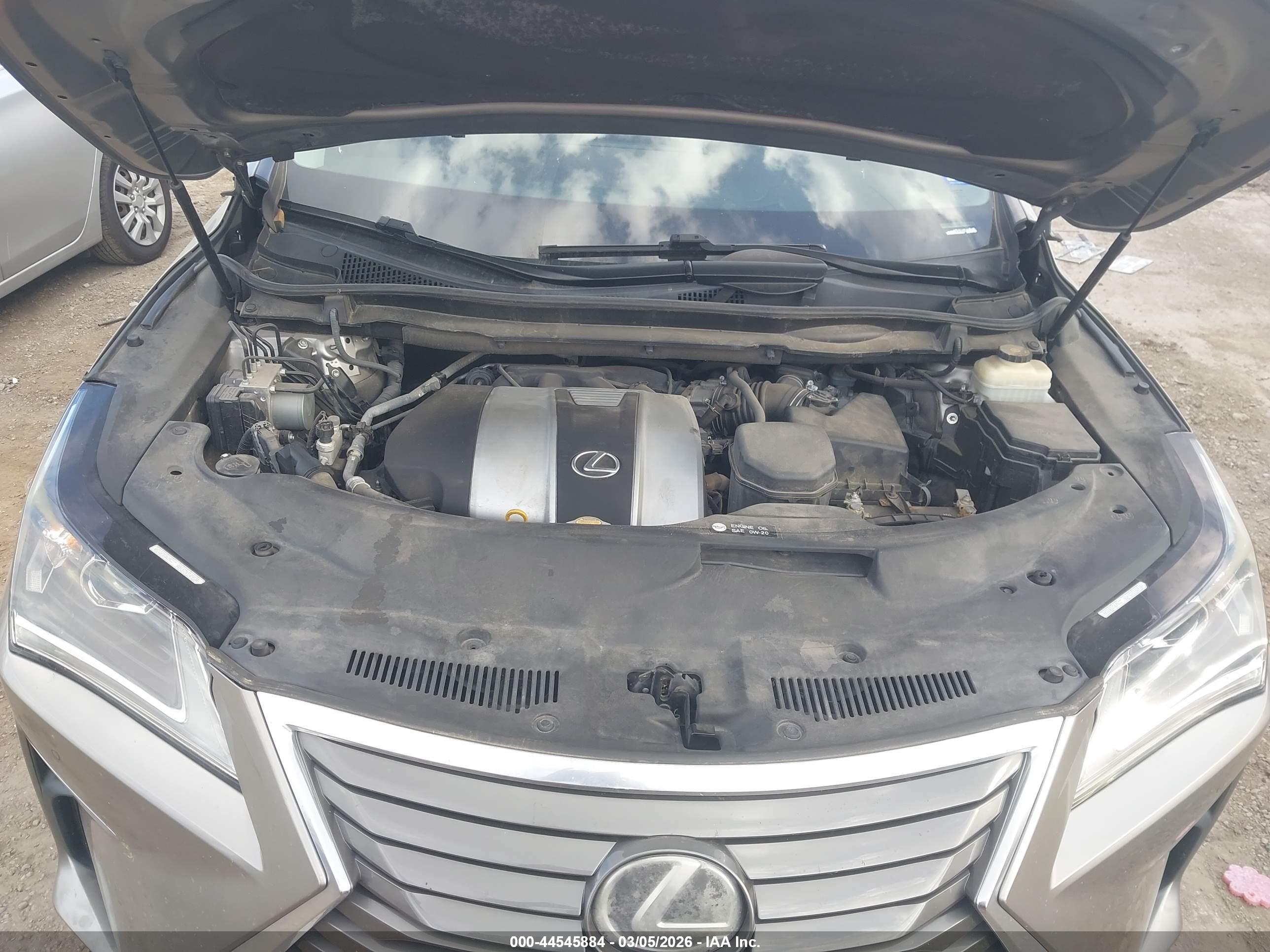 LEXUS RX image 10