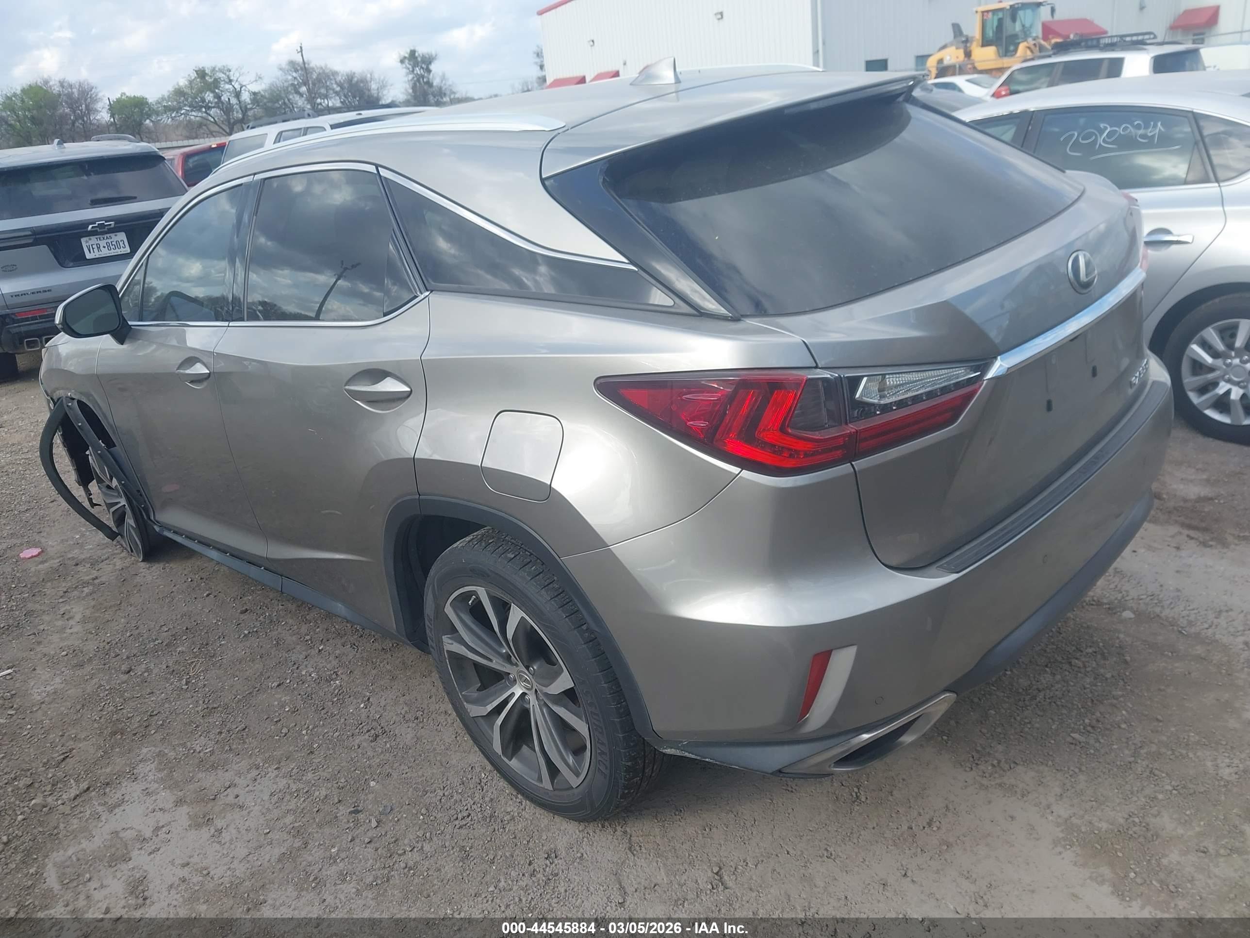 LEXUS RX image 3