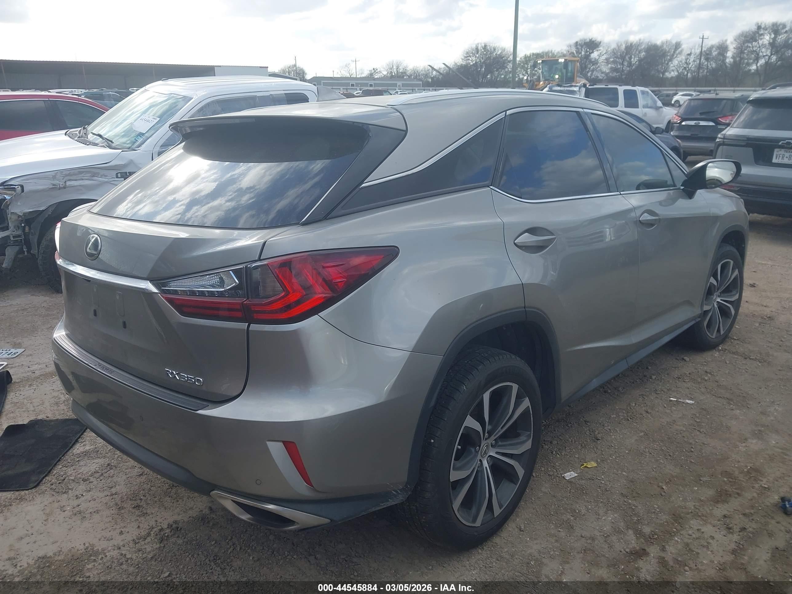 LEXUS RX image 4