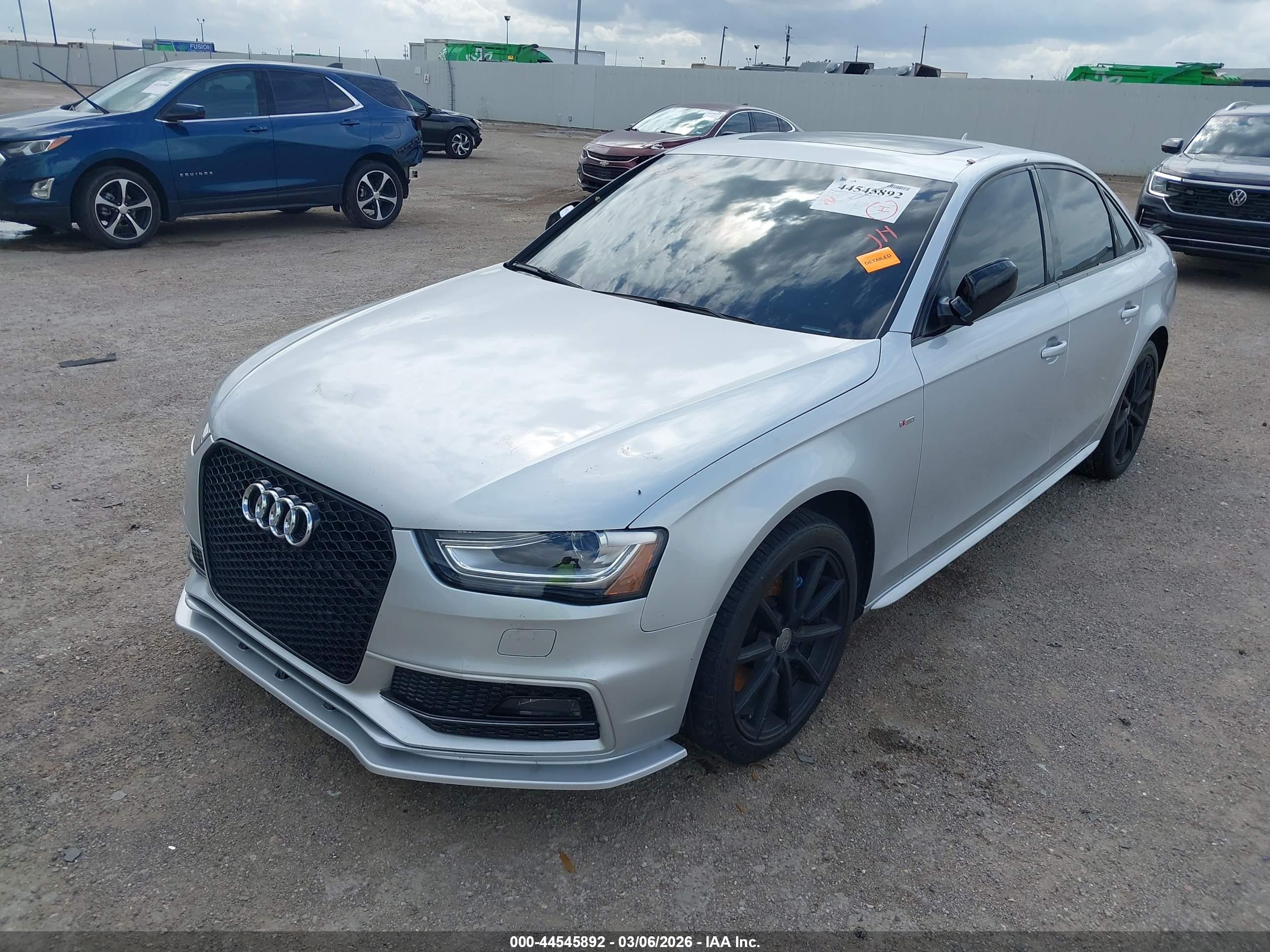 AUDI A4 image 2