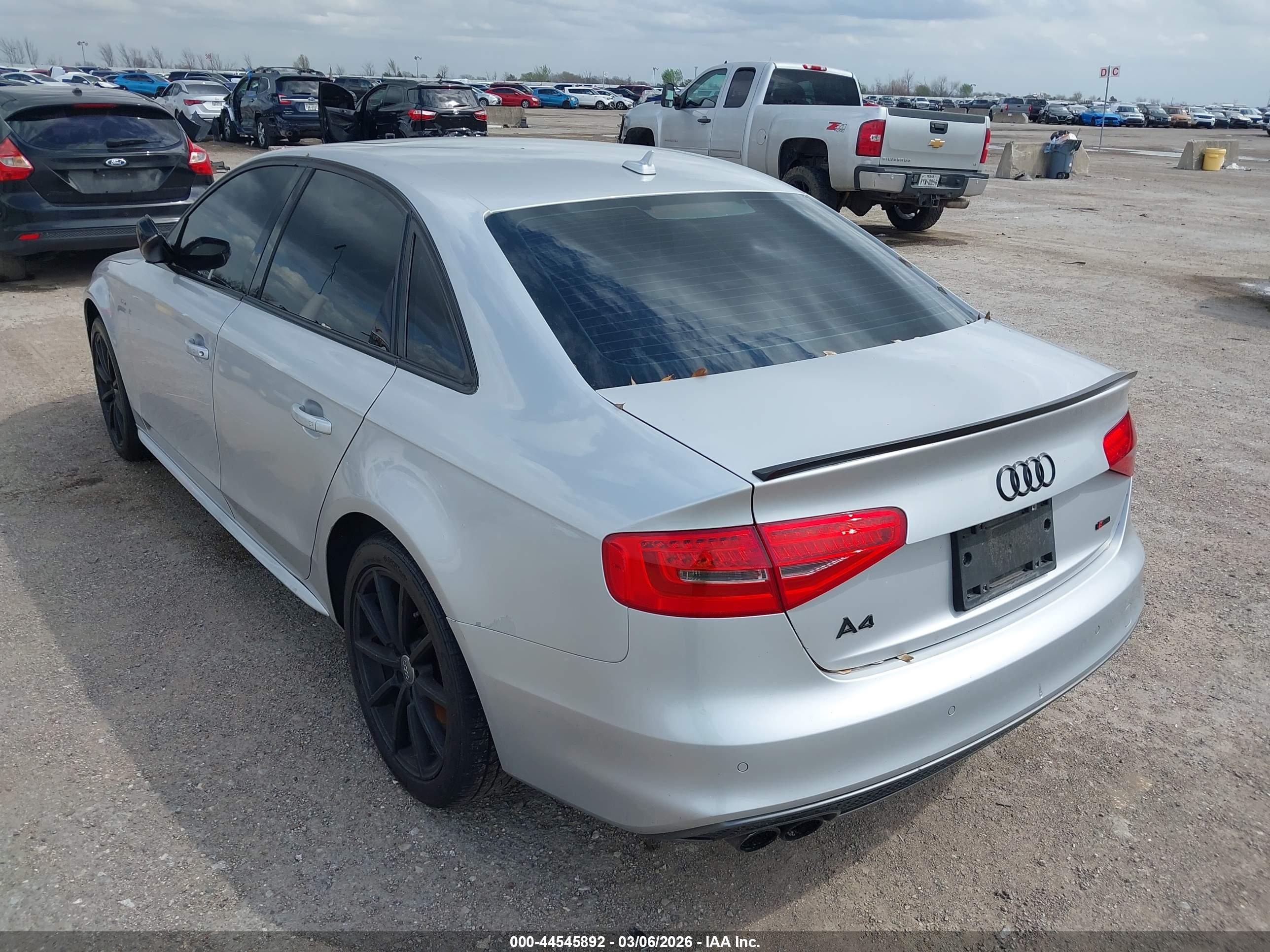 AUDI A4 image 3