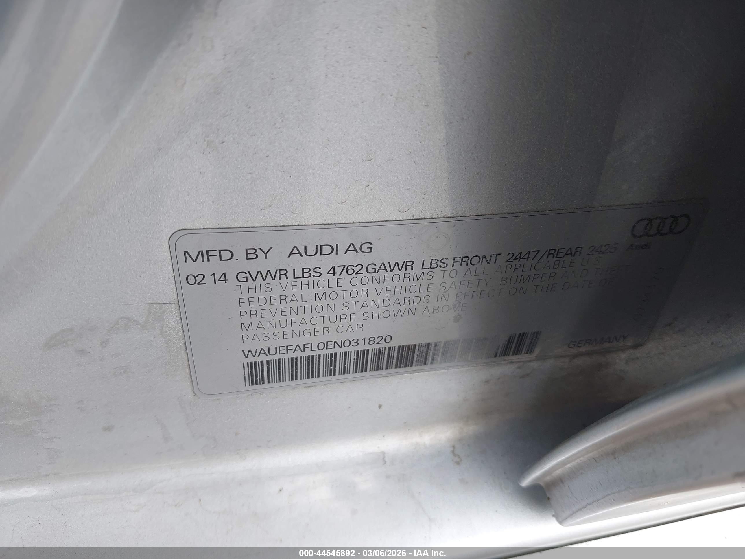 AUDI A4 image 9