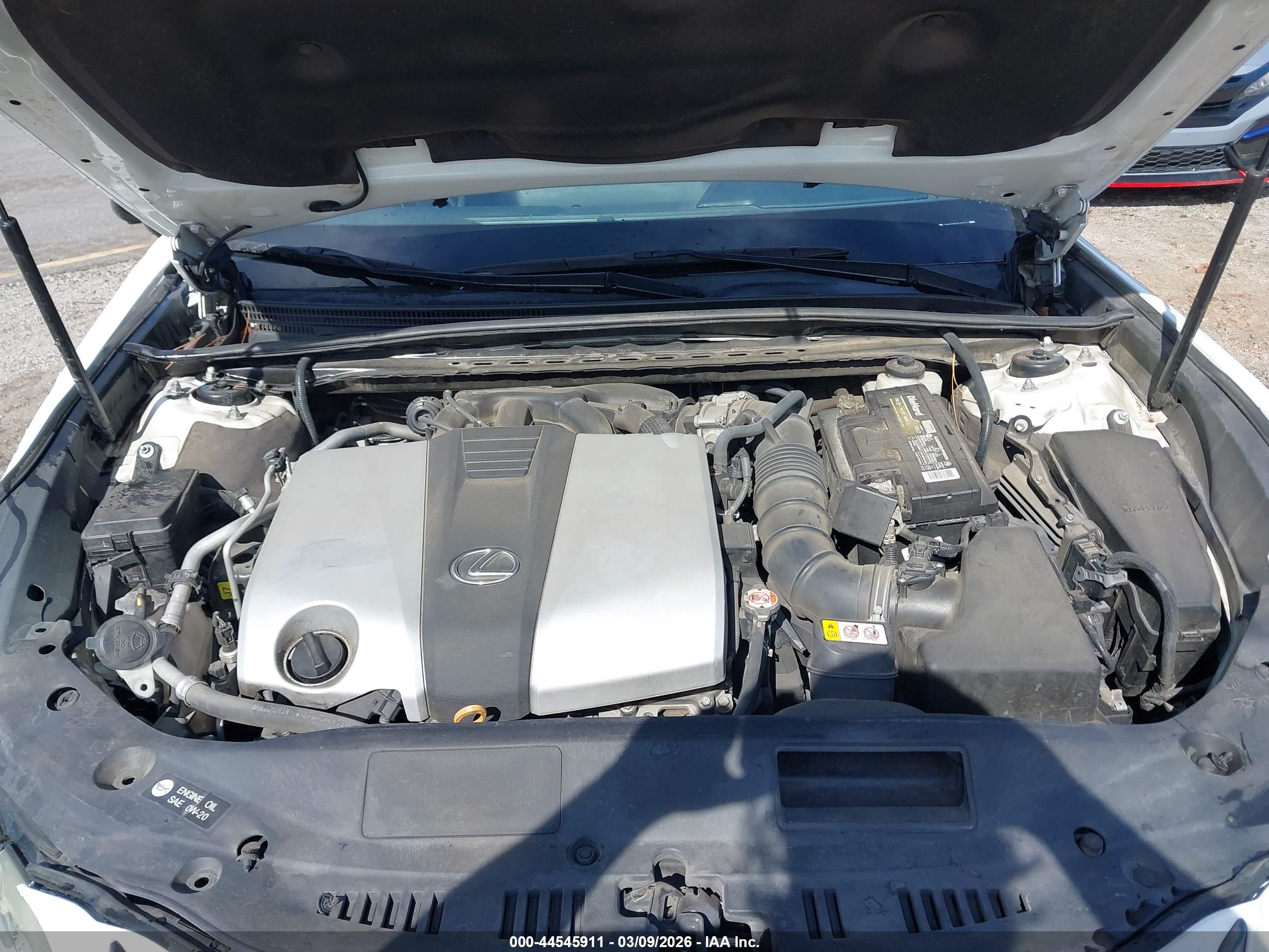 LEXUS ES image 10