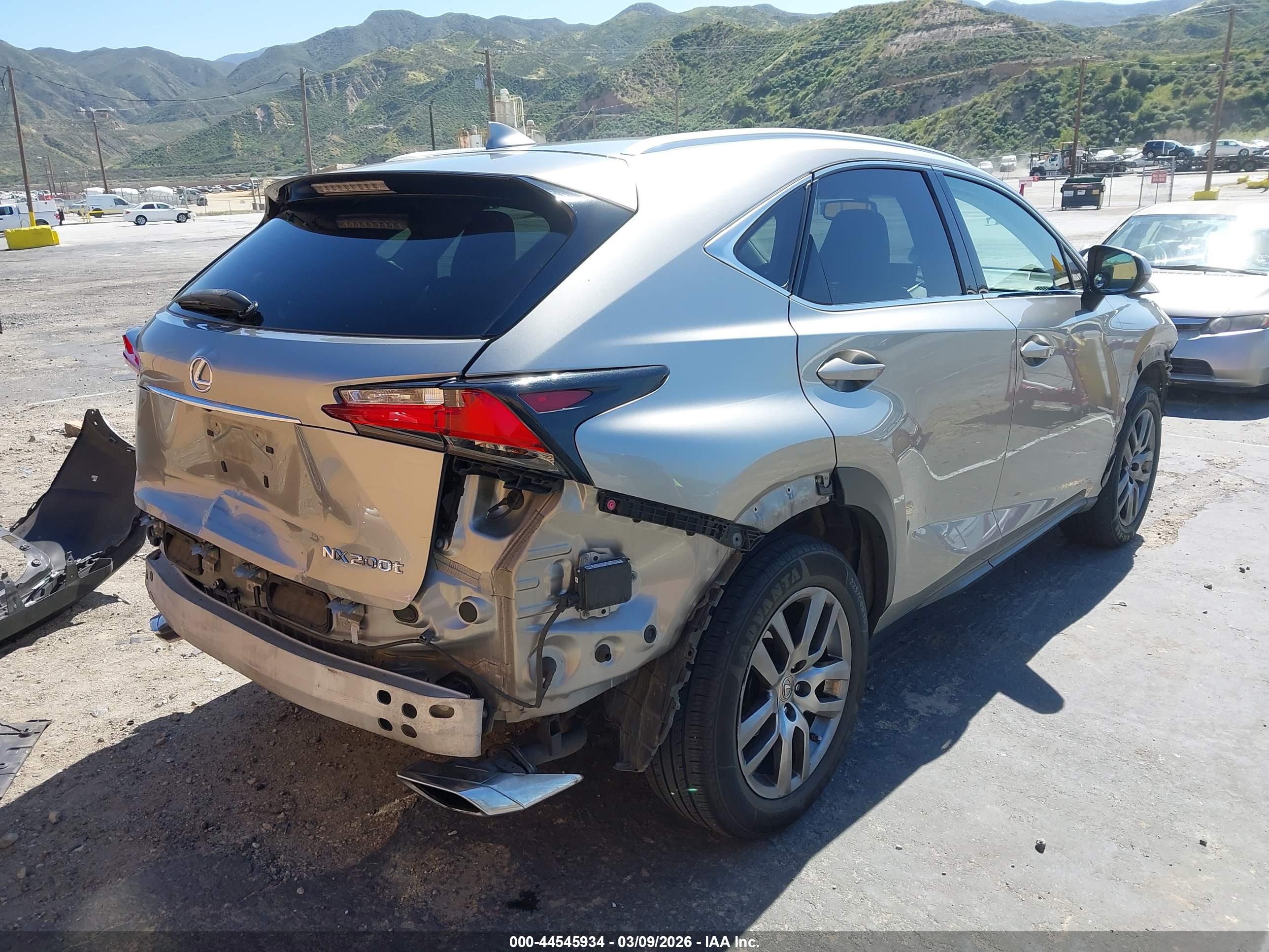 LEXUS NX image 4