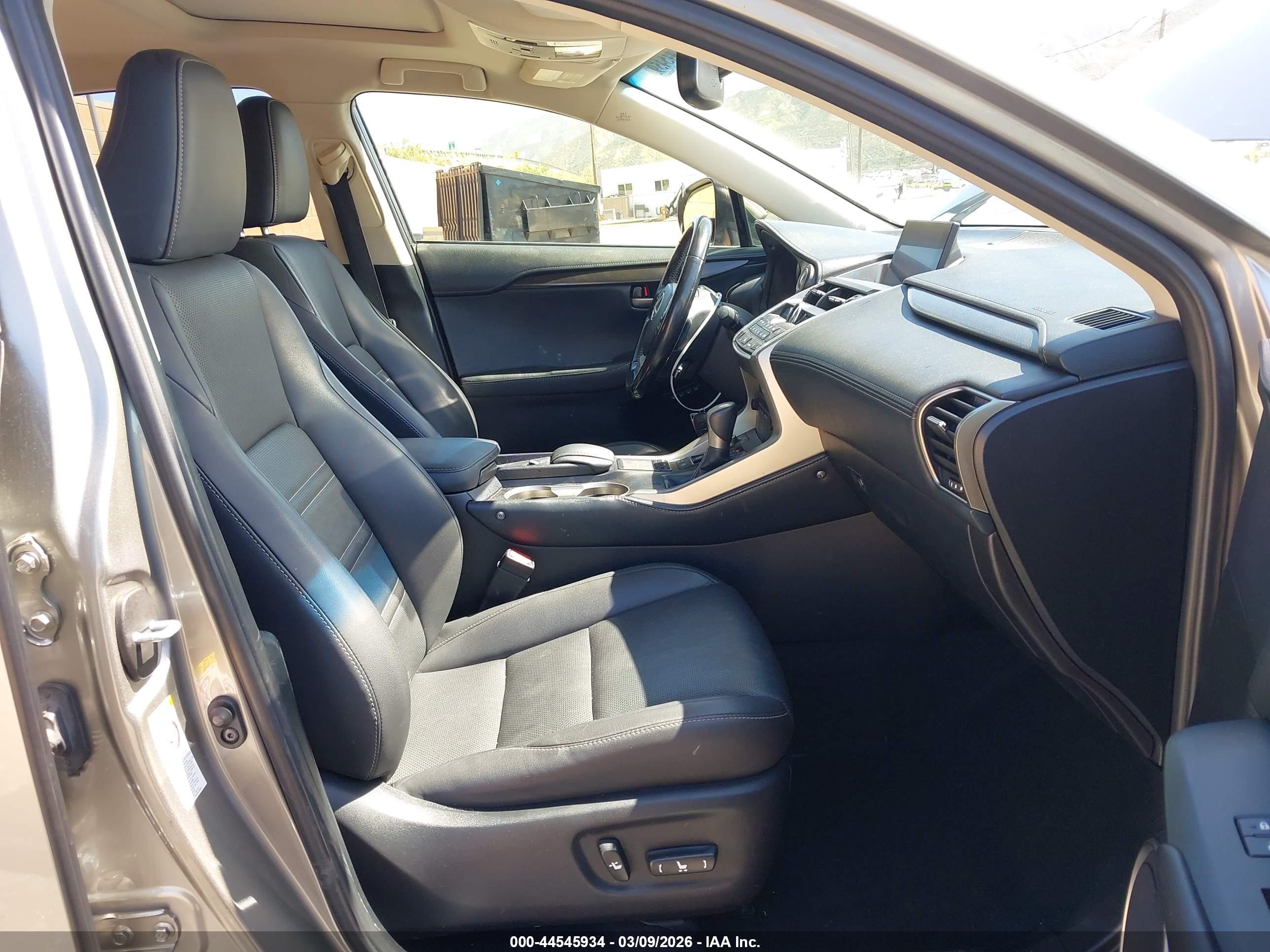 LEXUS NX image 5