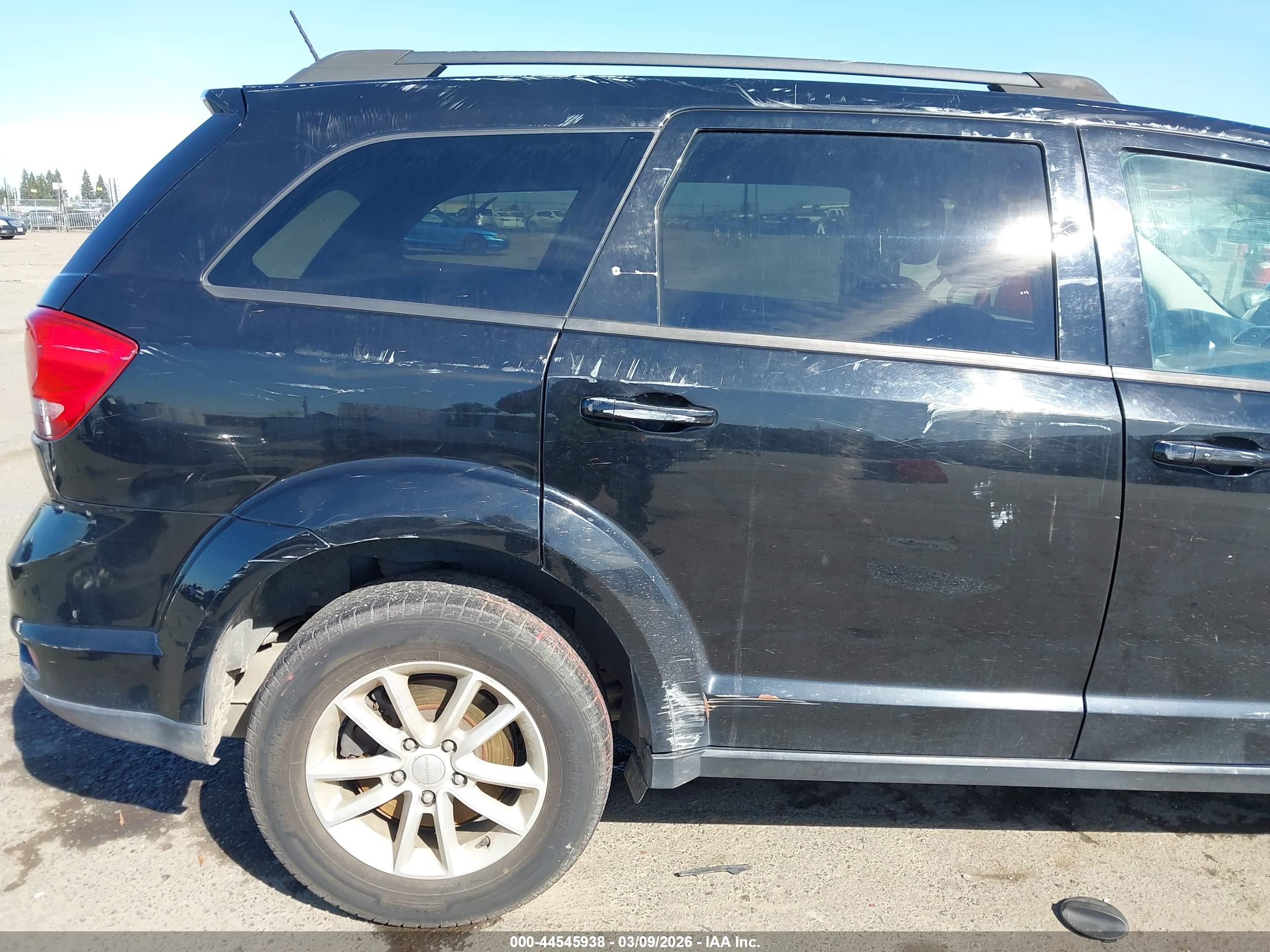 DODGE JOURNEY image 6