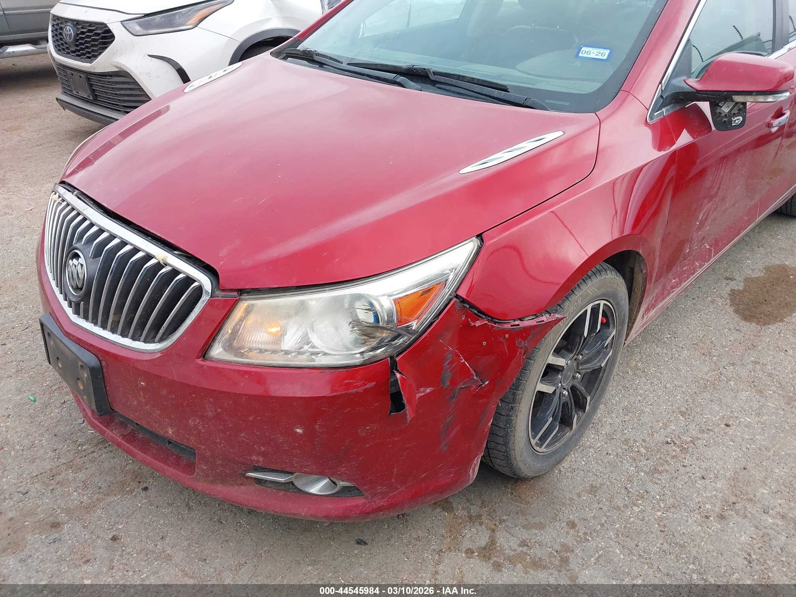 BUICK LACROSSE image 6