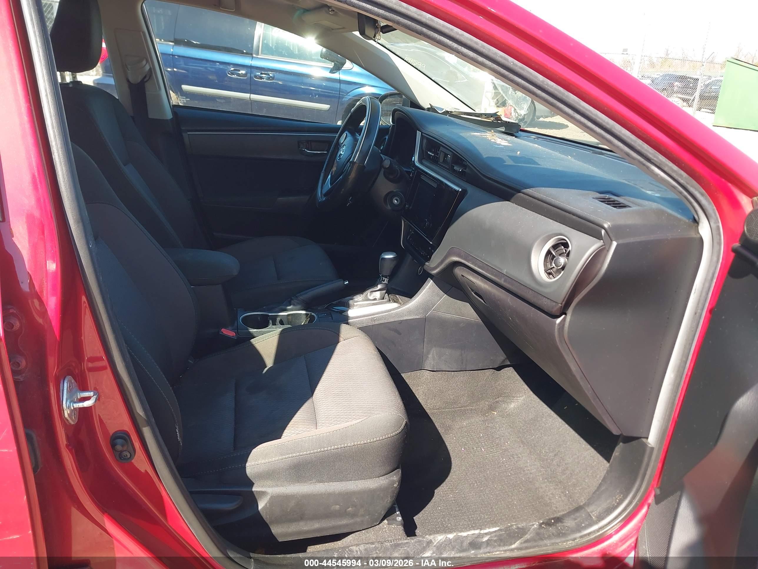 TOYOTA COROLLA image 5