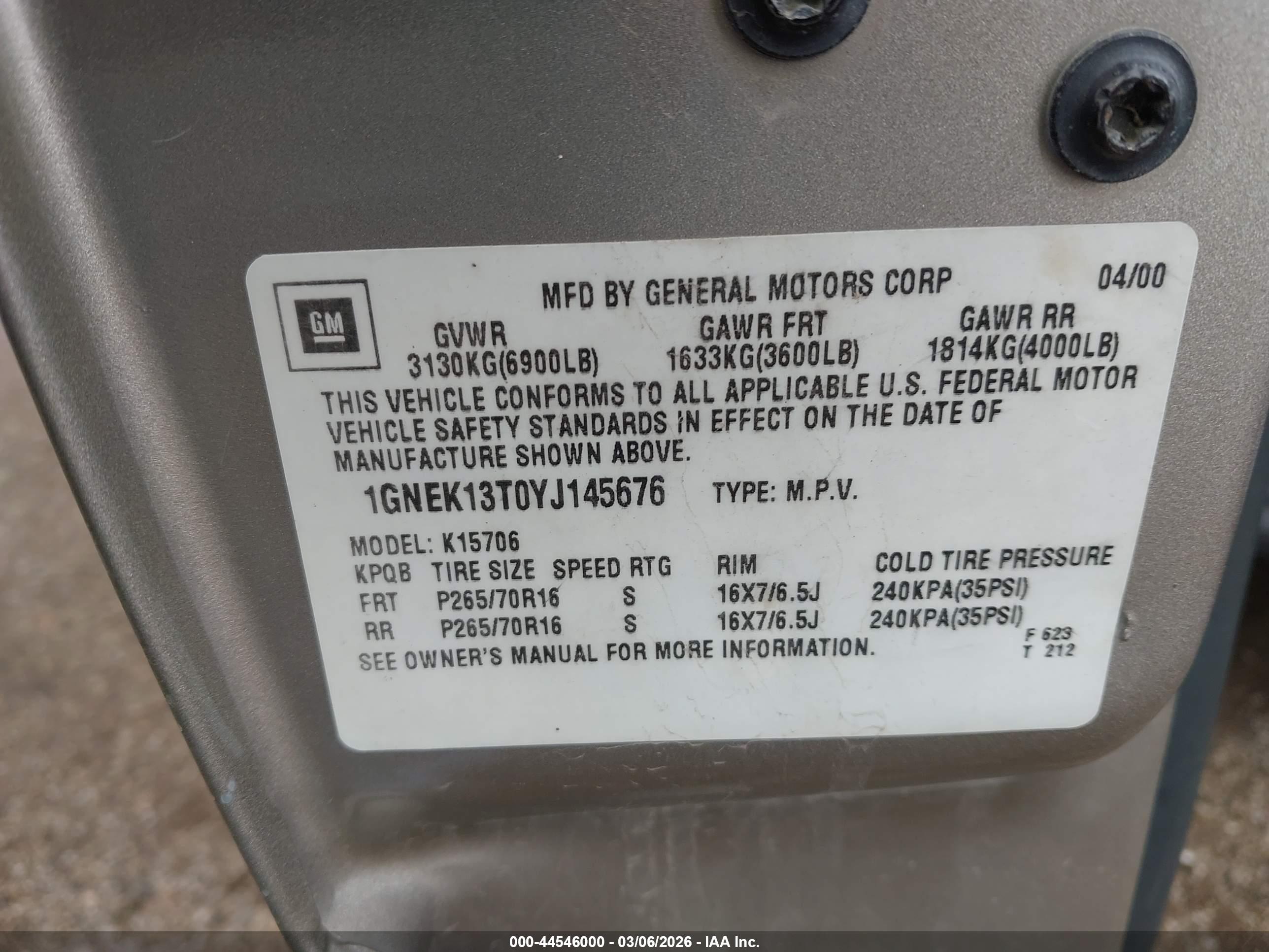 CHEVROLET TAHOE image 9