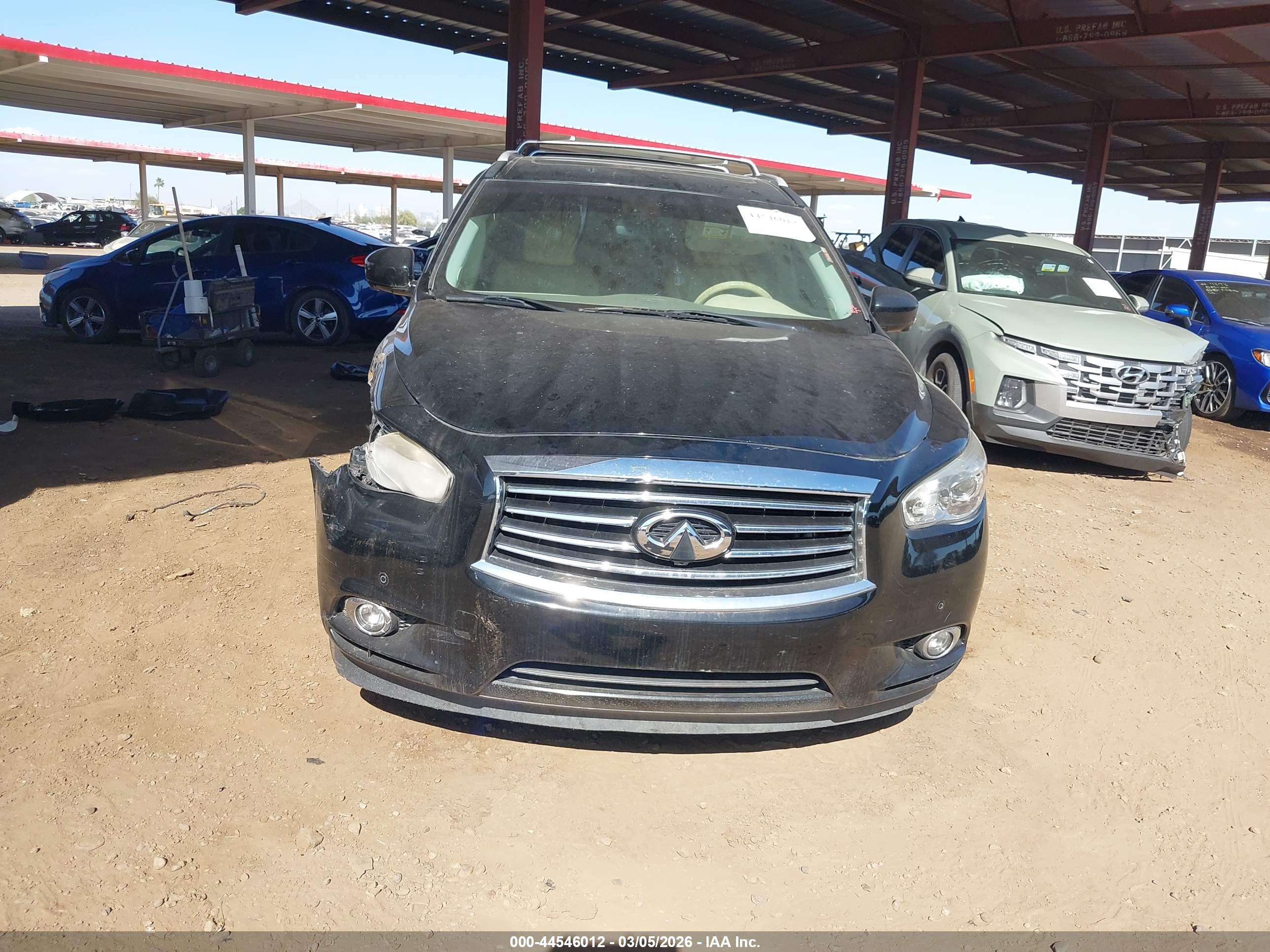 INFINITI JX35 image 6