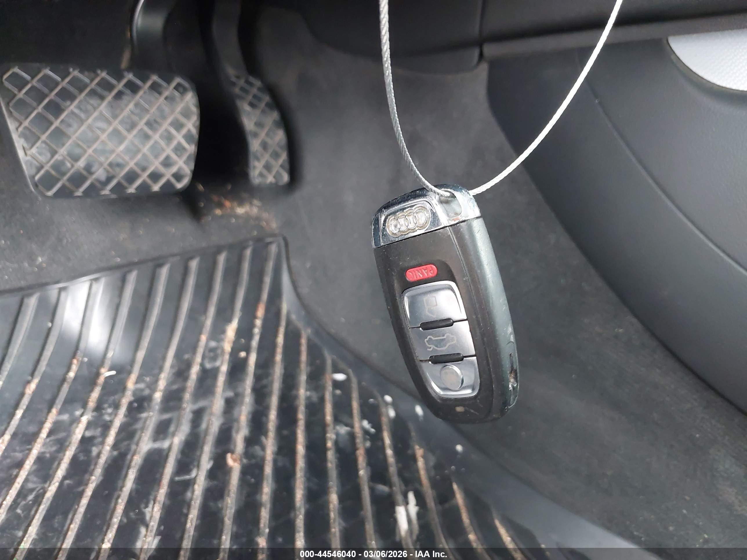 AUDI A4 image 11