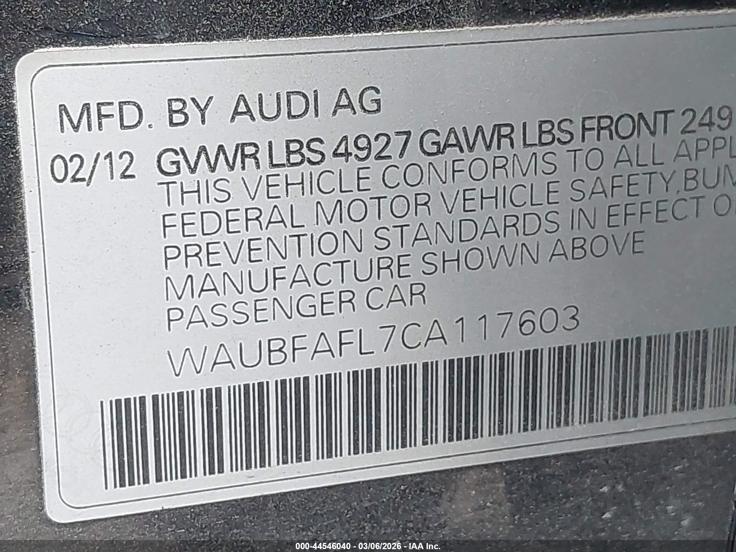AUDI A4 image 9