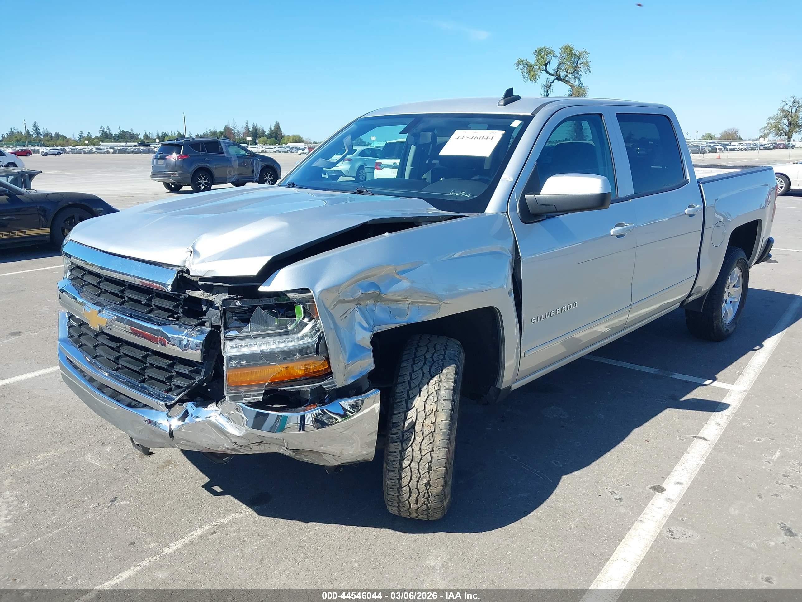 CHEVROLET SILVERADO image 2