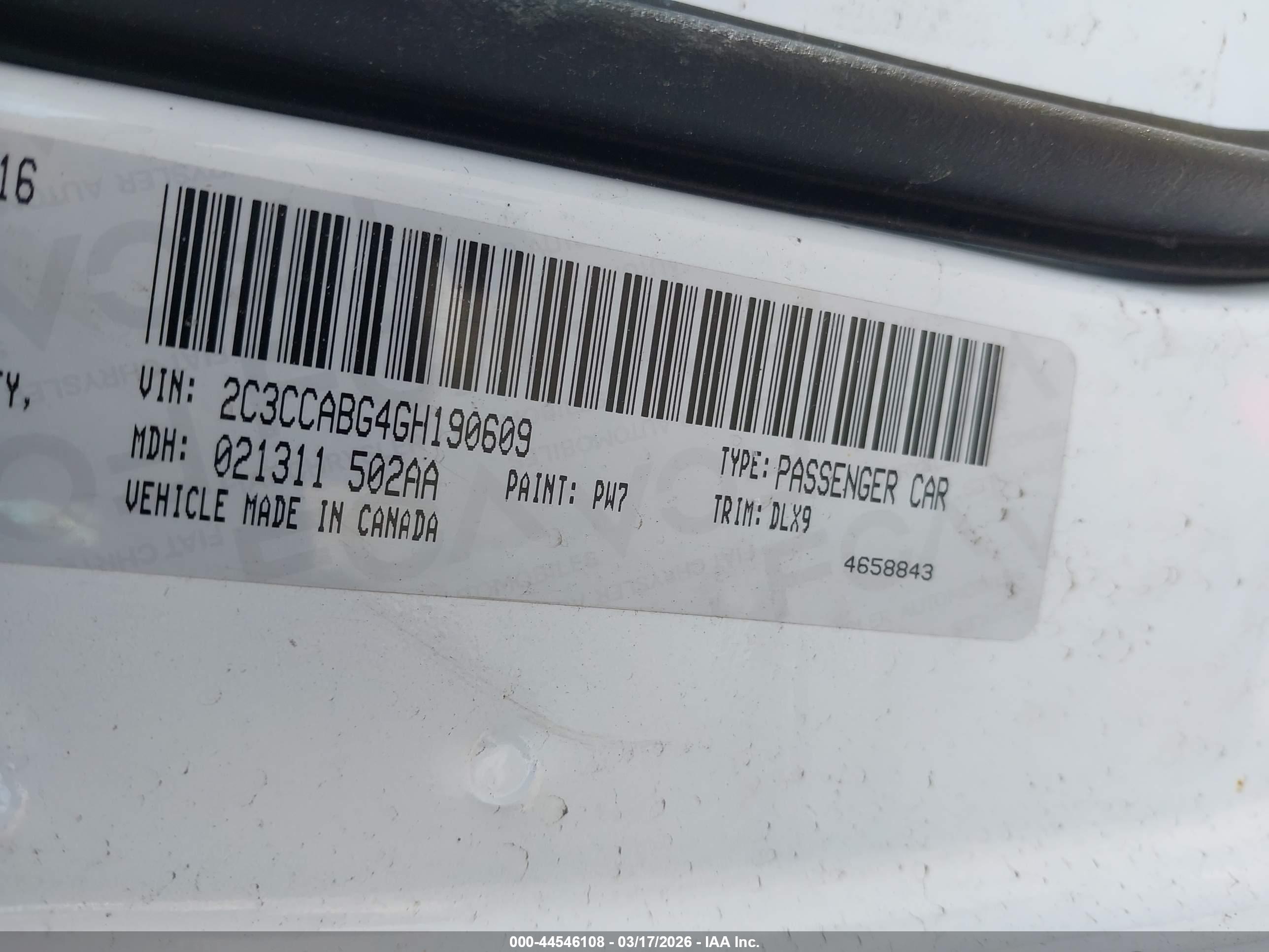 CHRYSLER 300 image 9