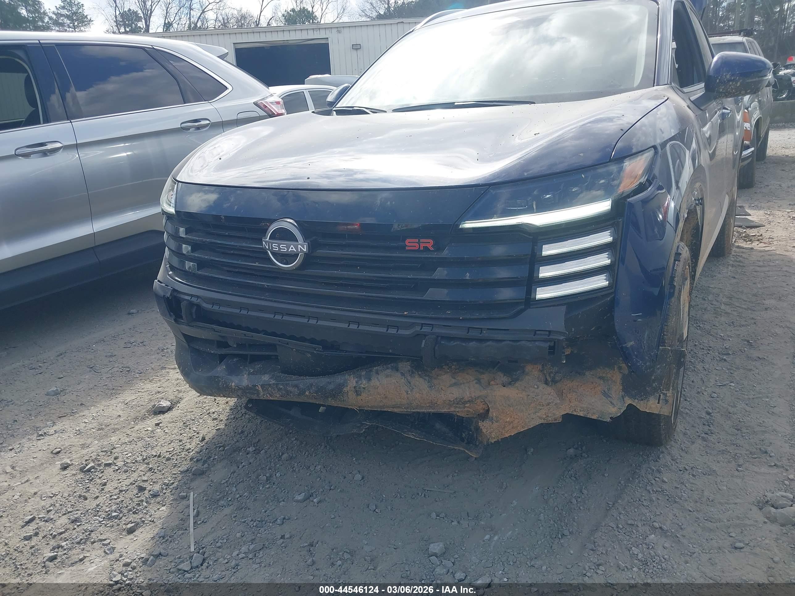 NISSAN KICKS image 6