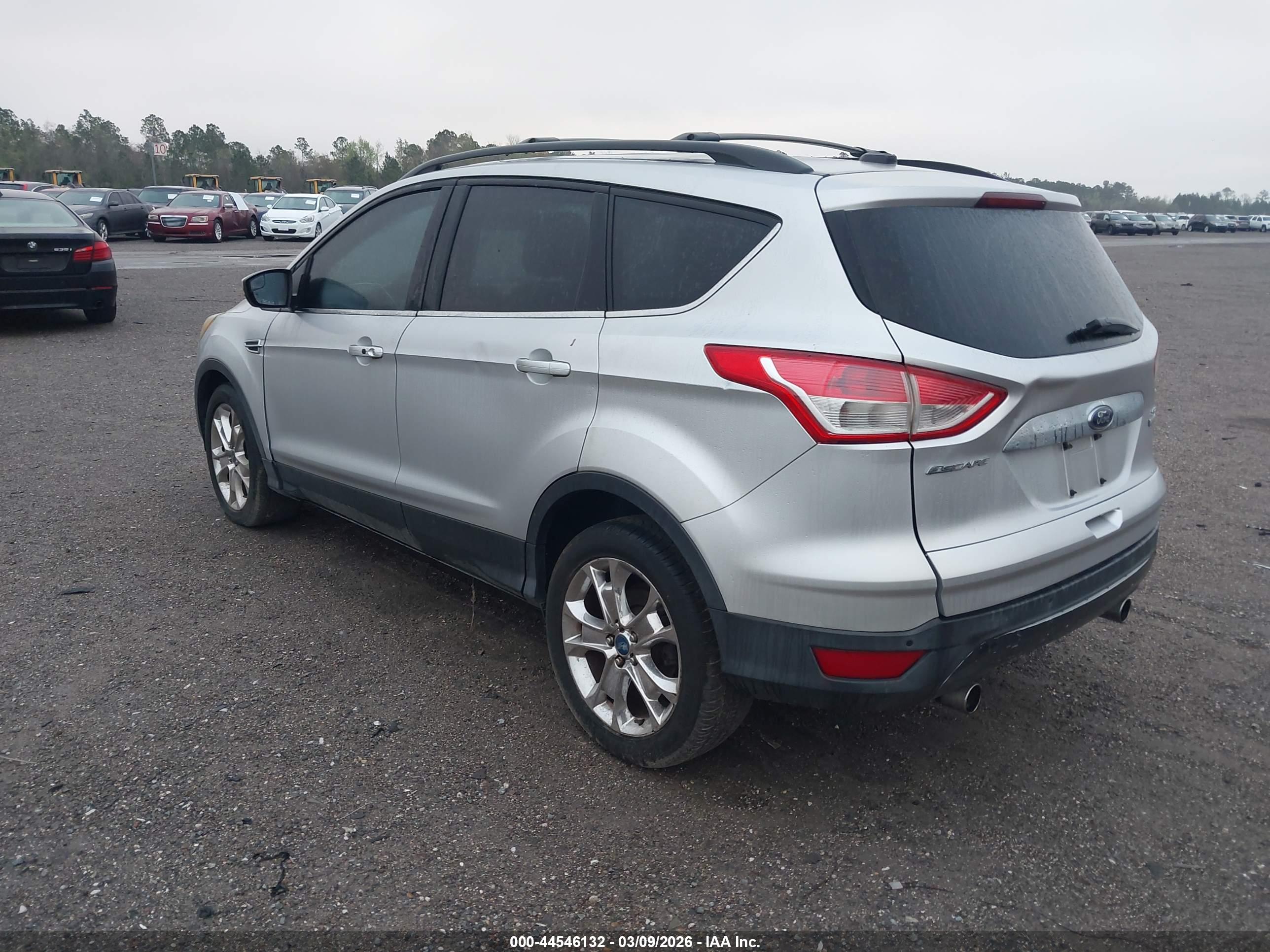 FORD ESCAPE image 3