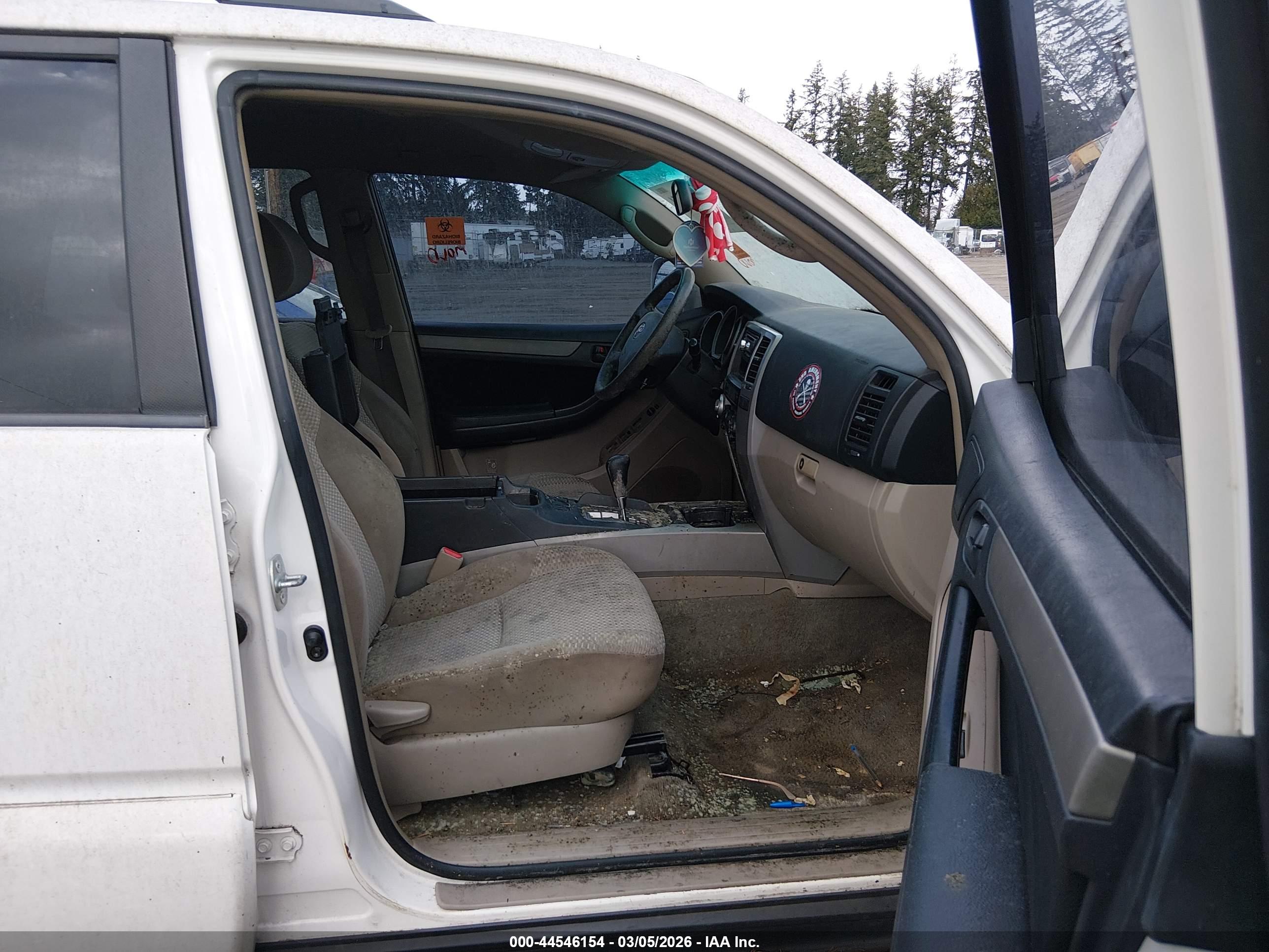 TOYOTA 4RUNNER image 5