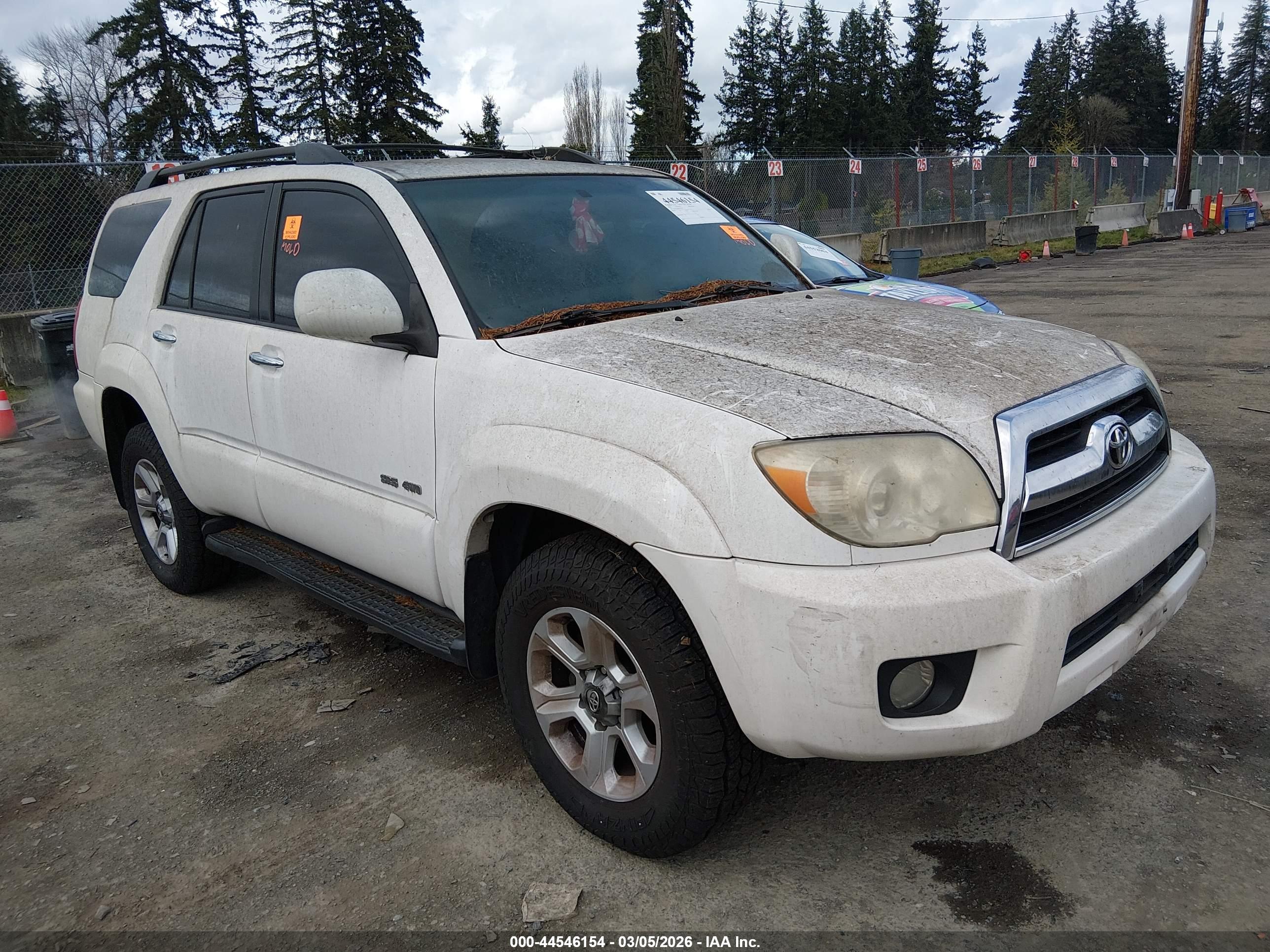 TOYOTA 4RUNNER image 6