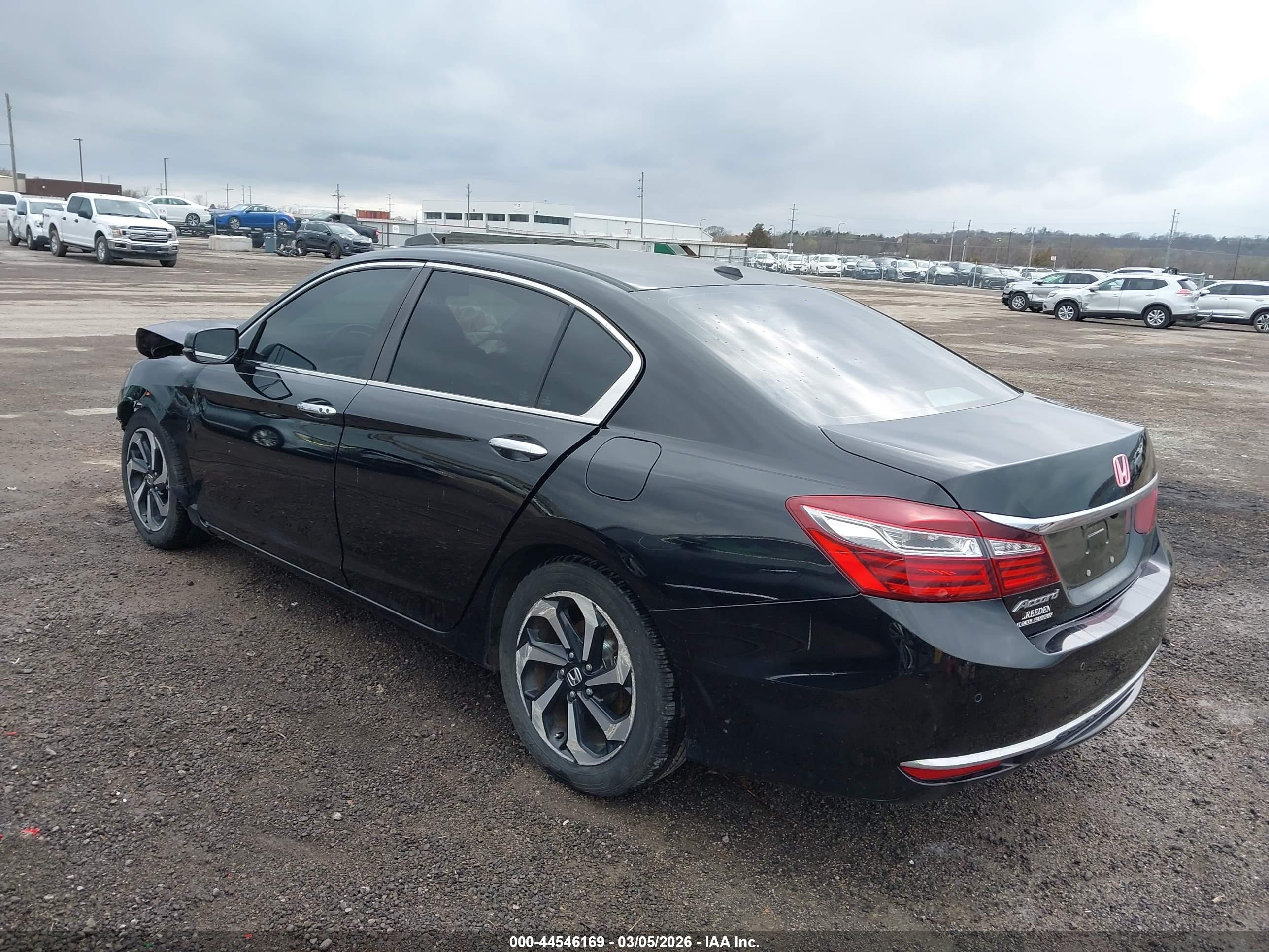 HONDA ACCORD image 3
