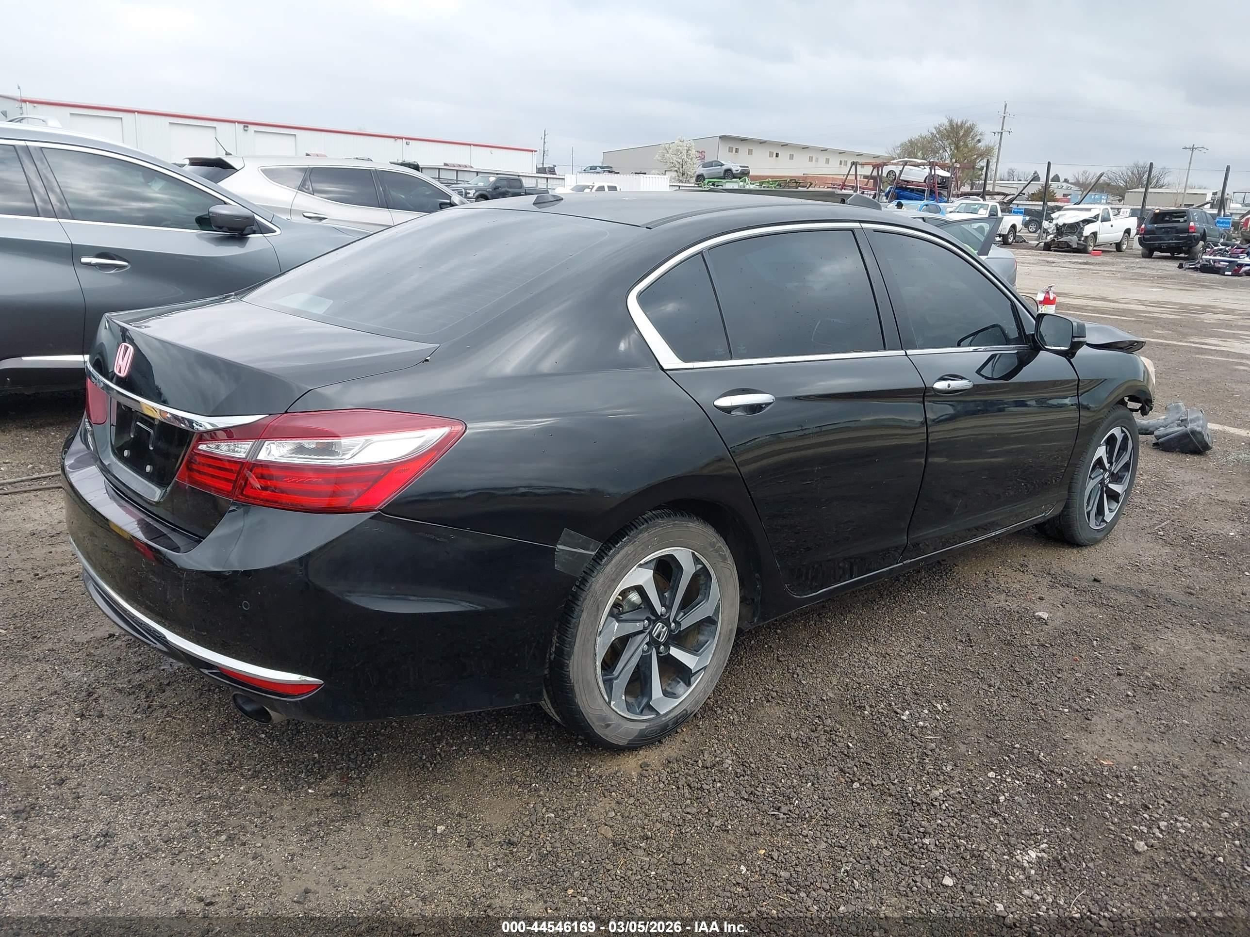 HONDA ACCORD image 4