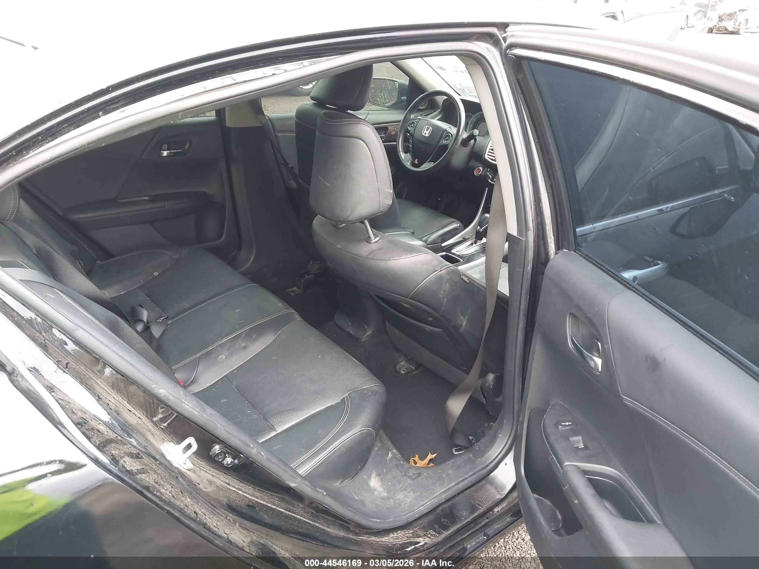 HONDA ACCORD image 8