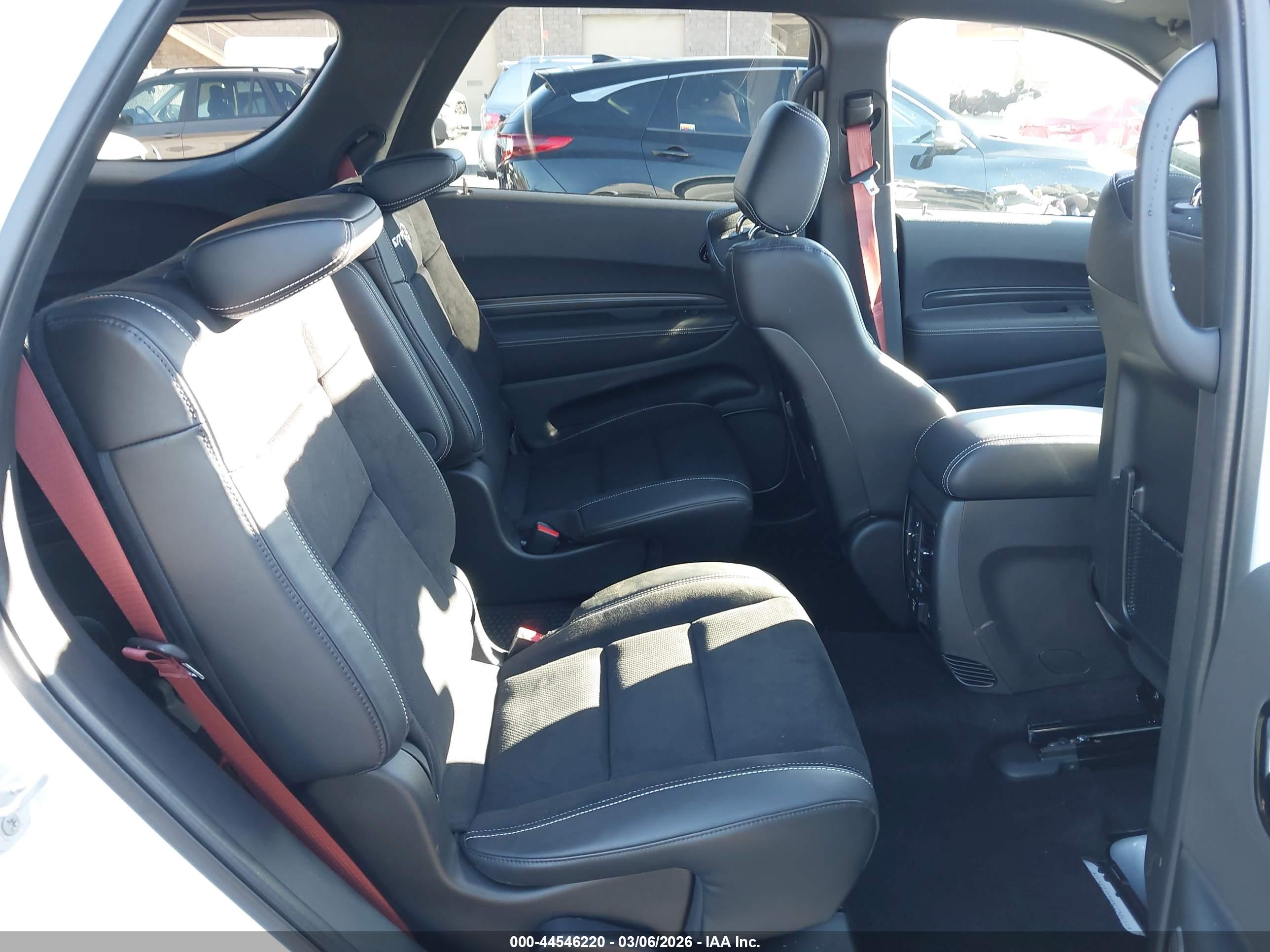 DODGE DURANGO image 8