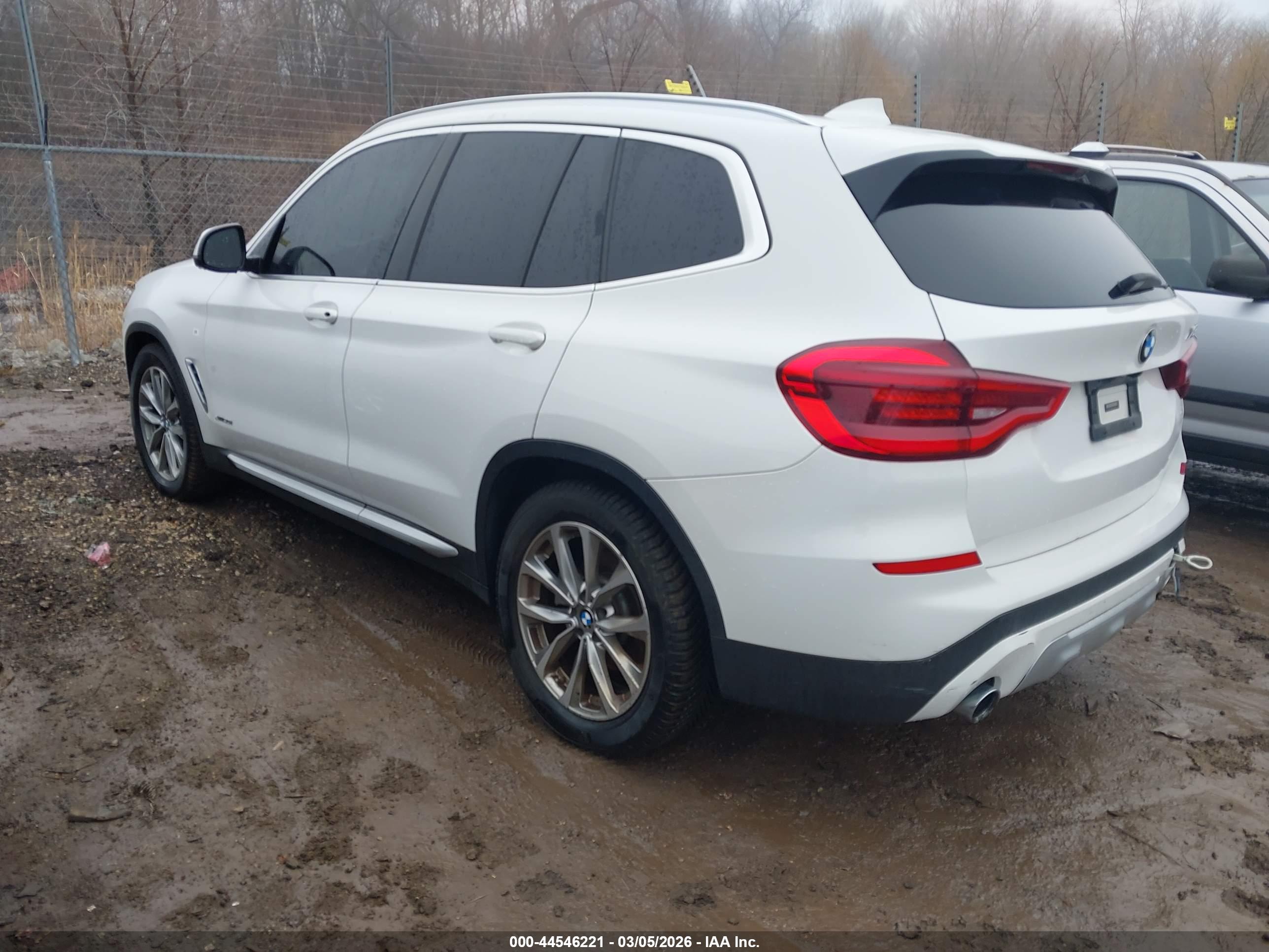 BMW X3 image 3