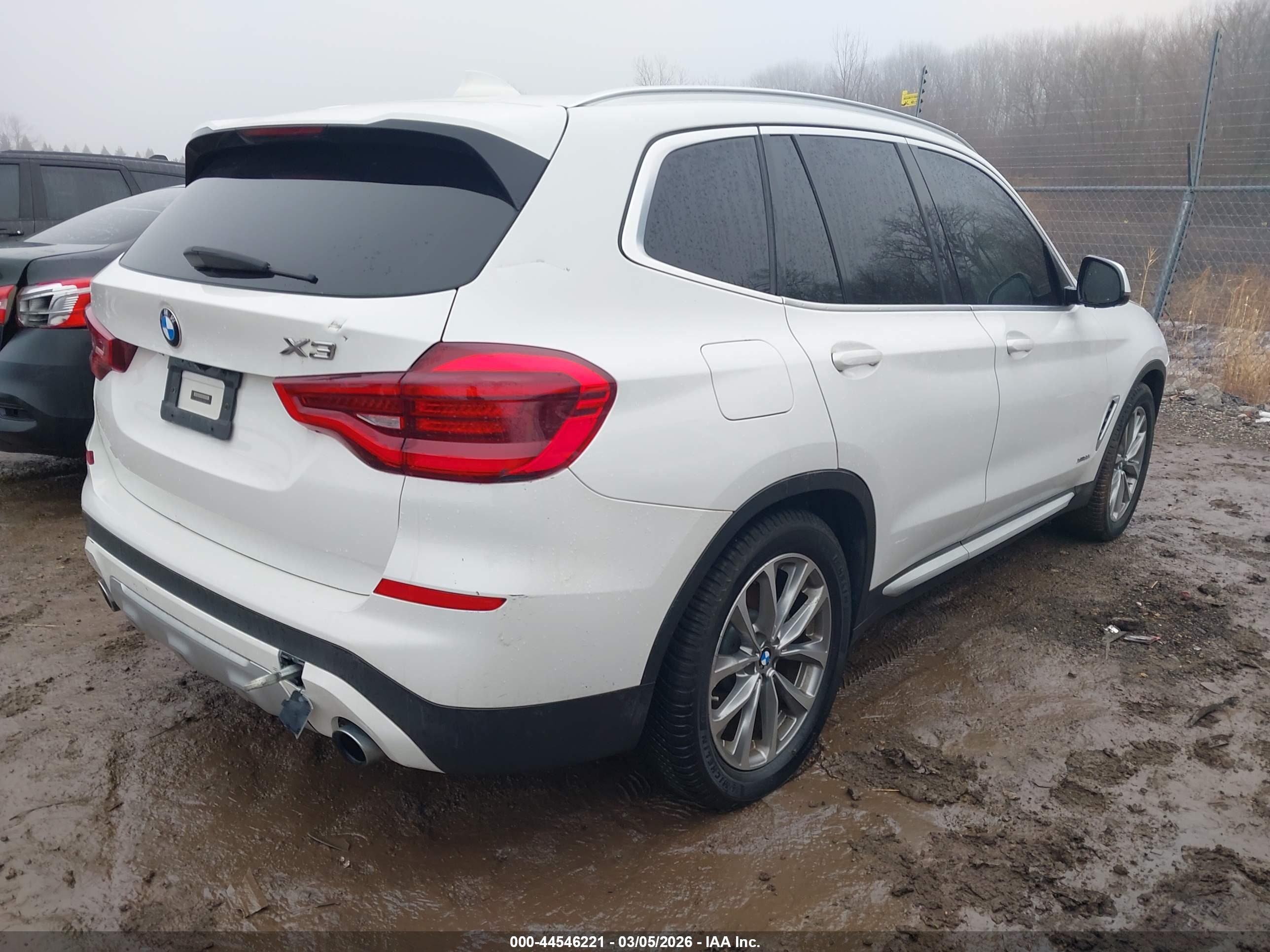 BMW X3 image 4
