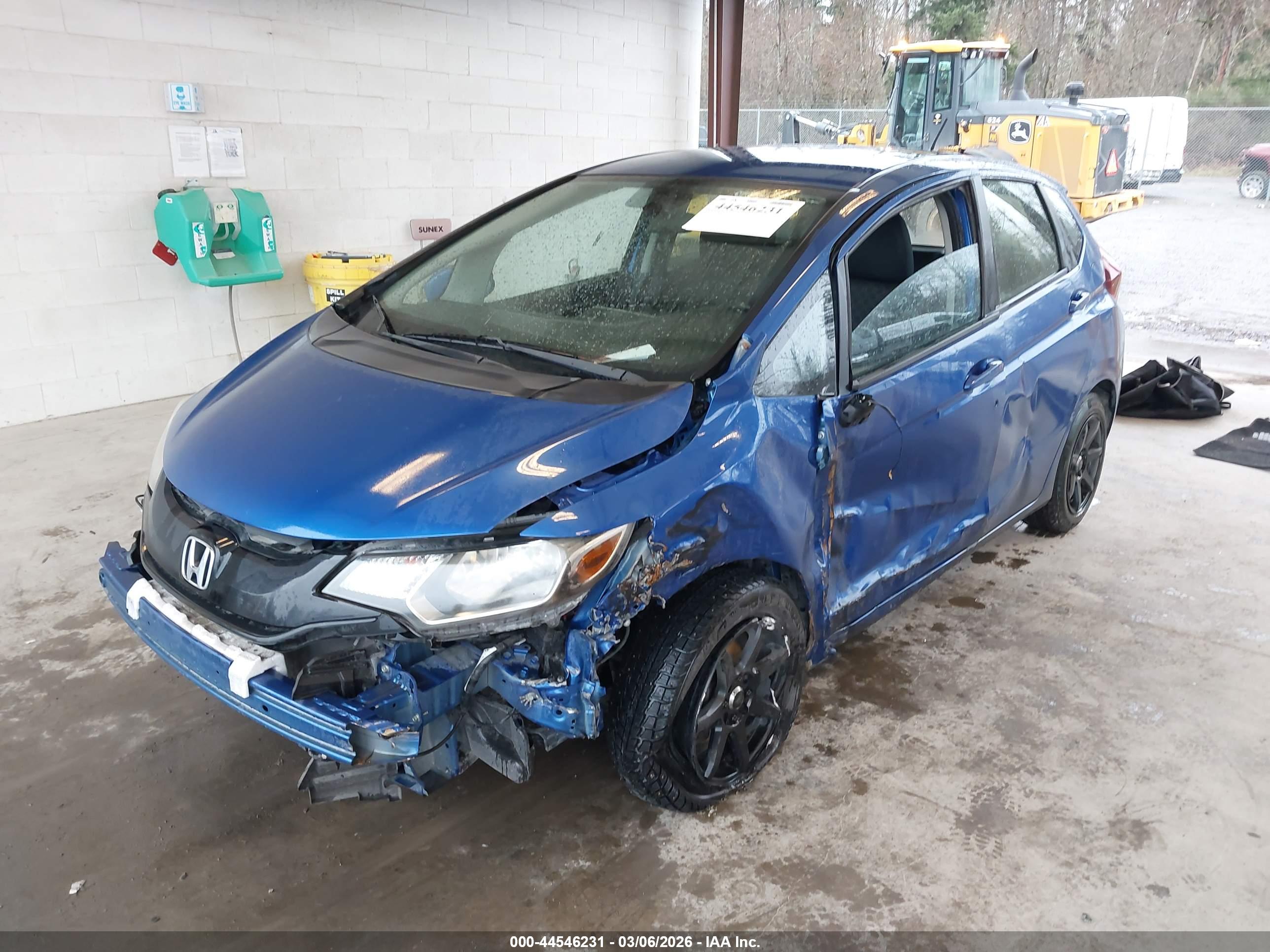 HONDA FIT image 2
