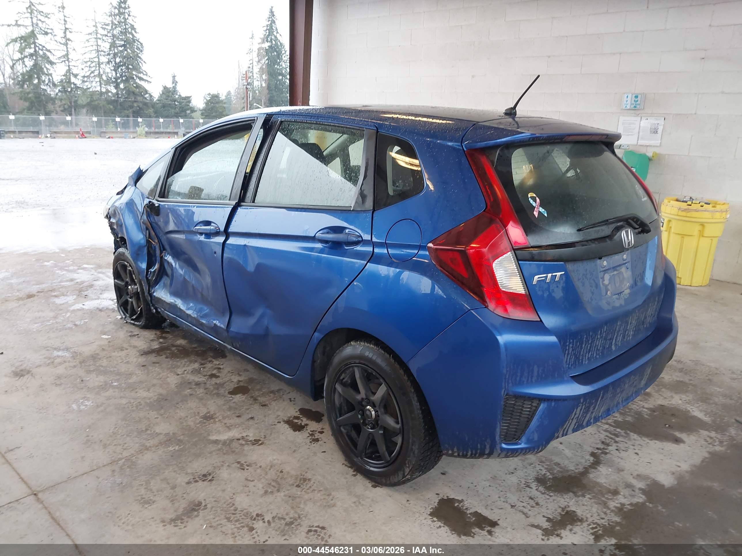 HONDA FIT image 3