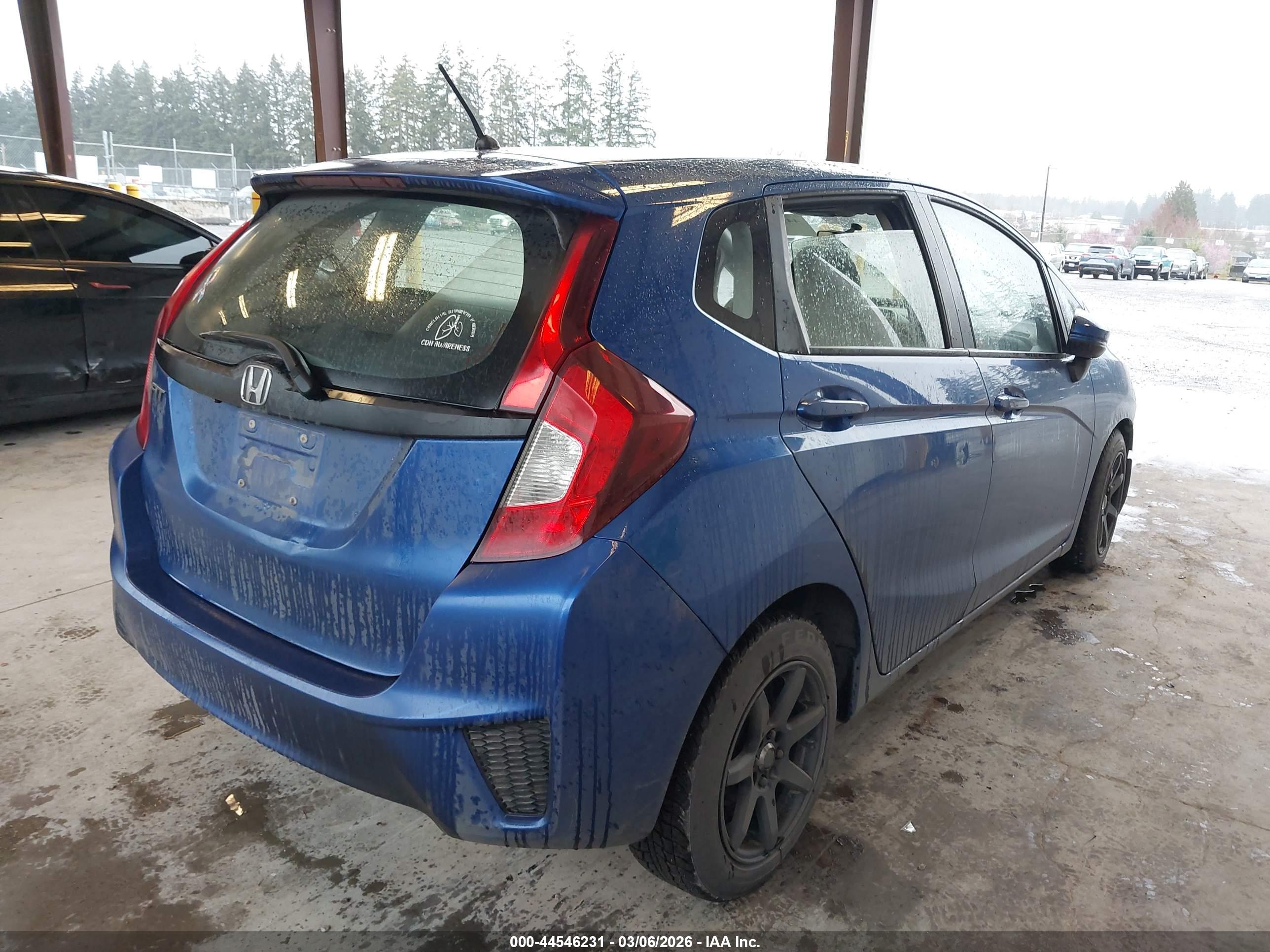 HONDA FIT image 4