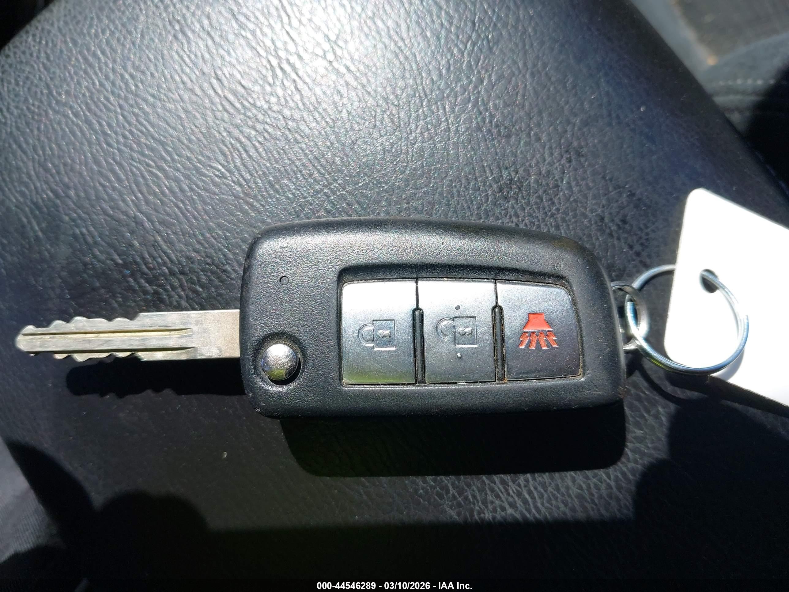 NISSAN ROGUE image 11