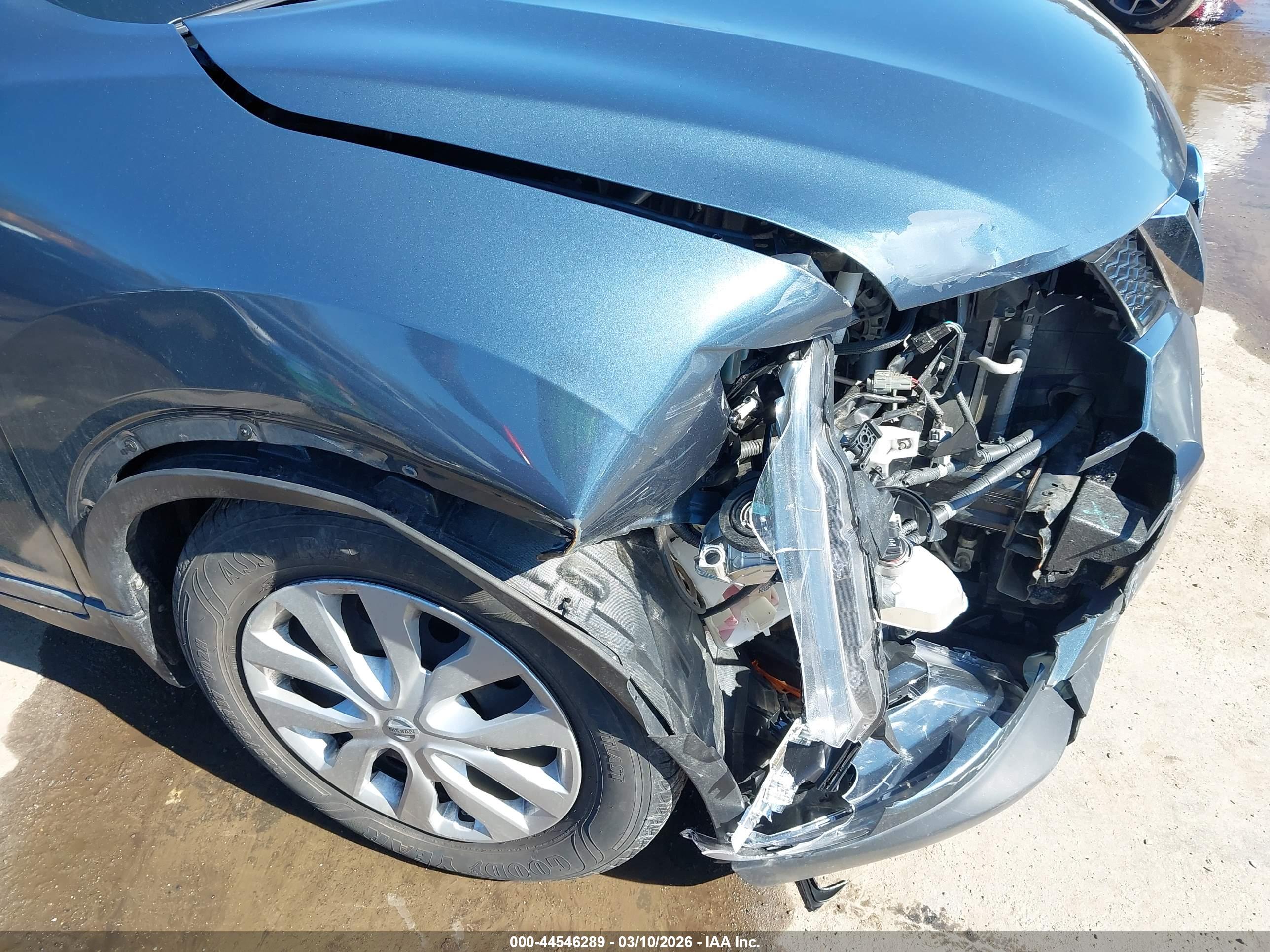 NISSAN ROGUE image 6