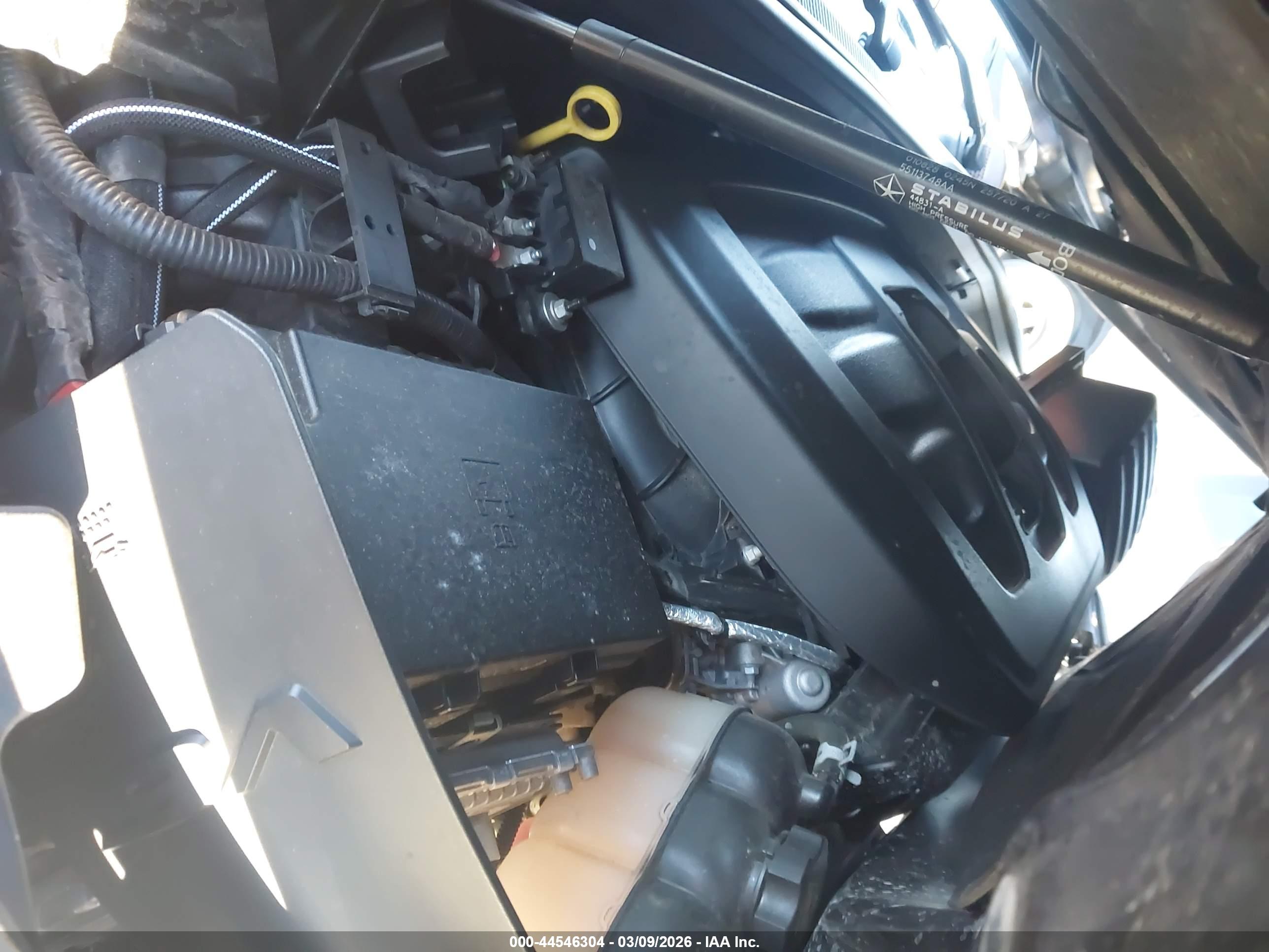 JEEP GRAND image 10
