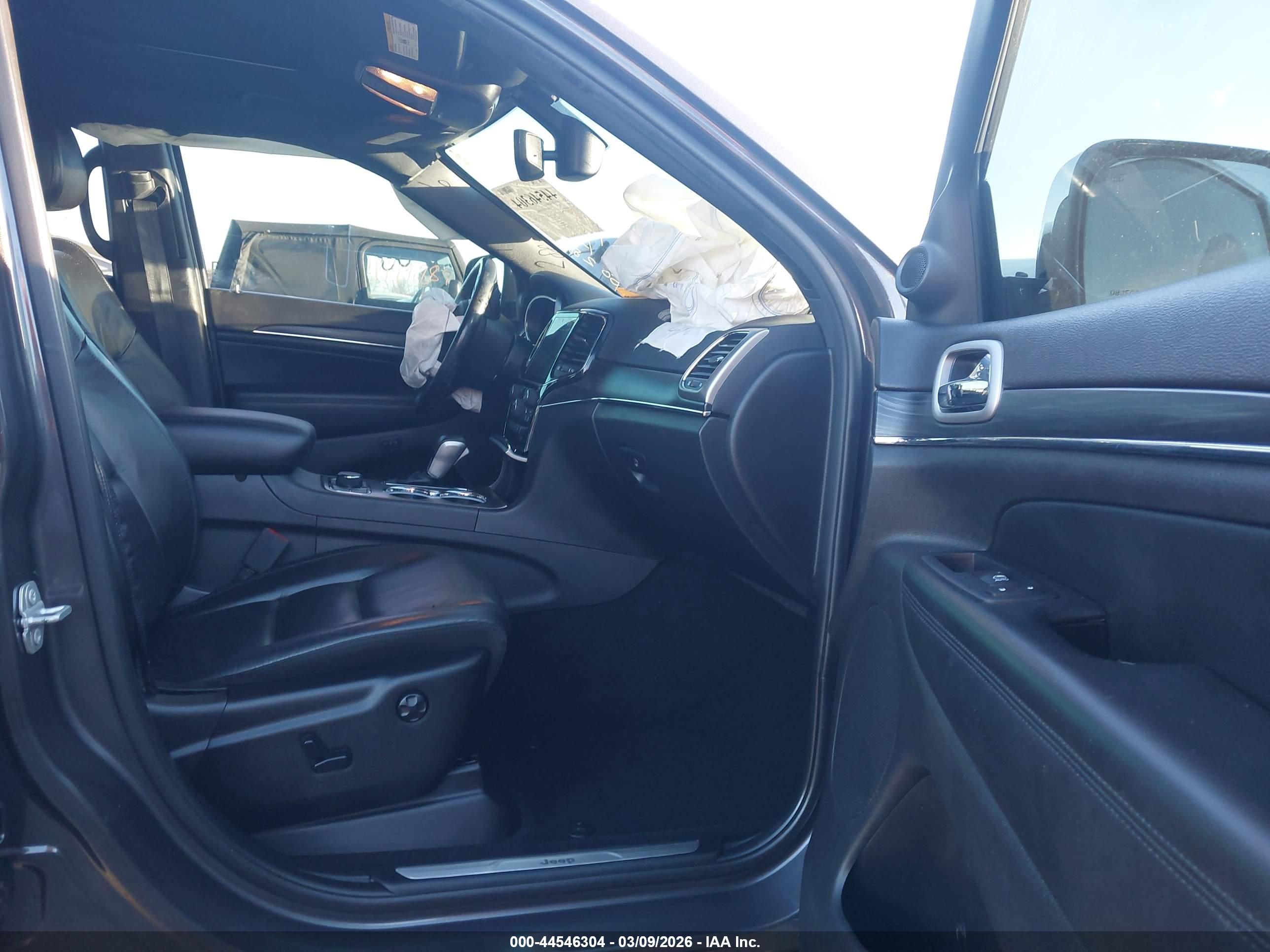 JEEP GRAND image 5