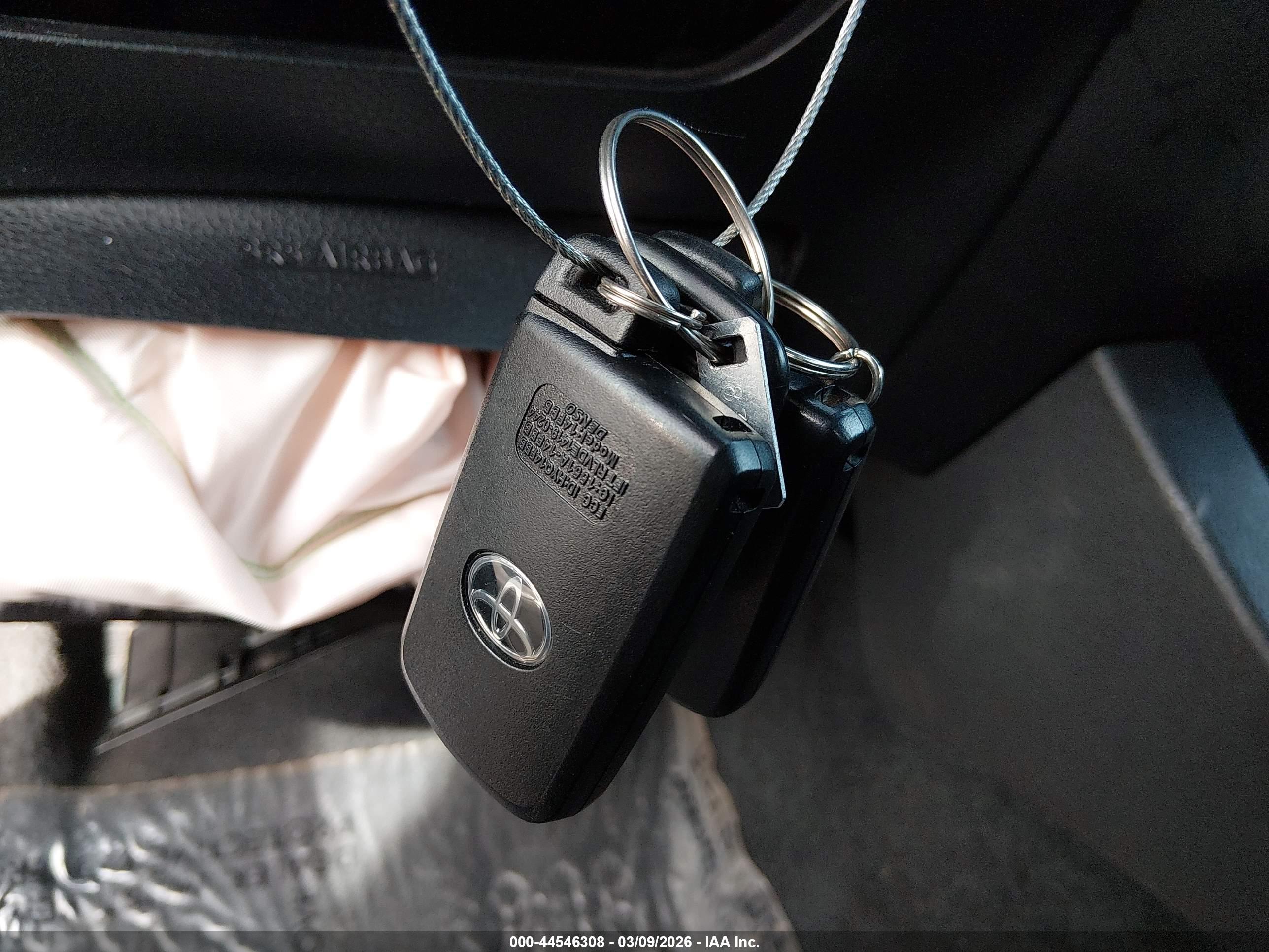 TOYOTA TACOMA image 11