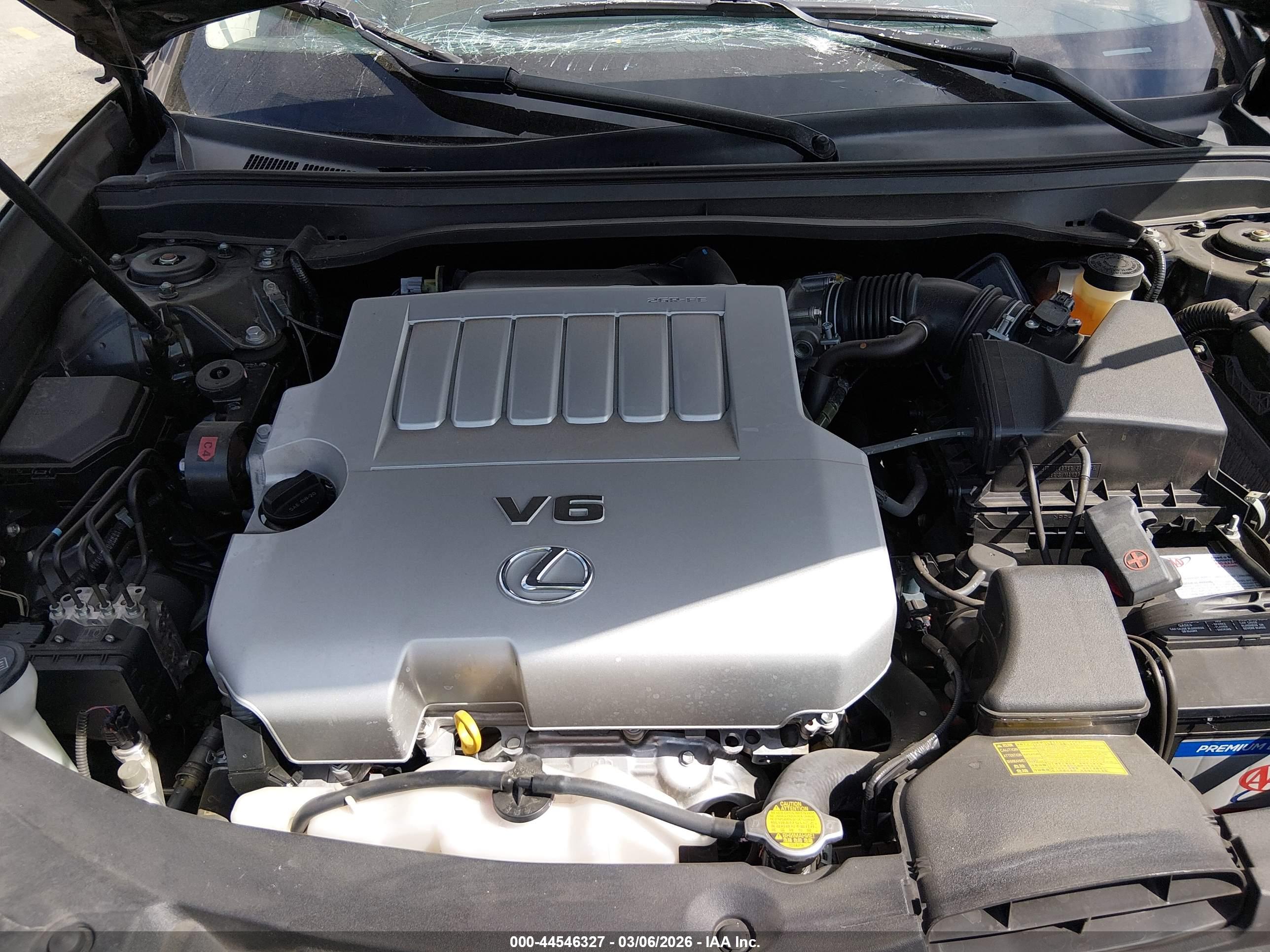 LEXUS ES image 10