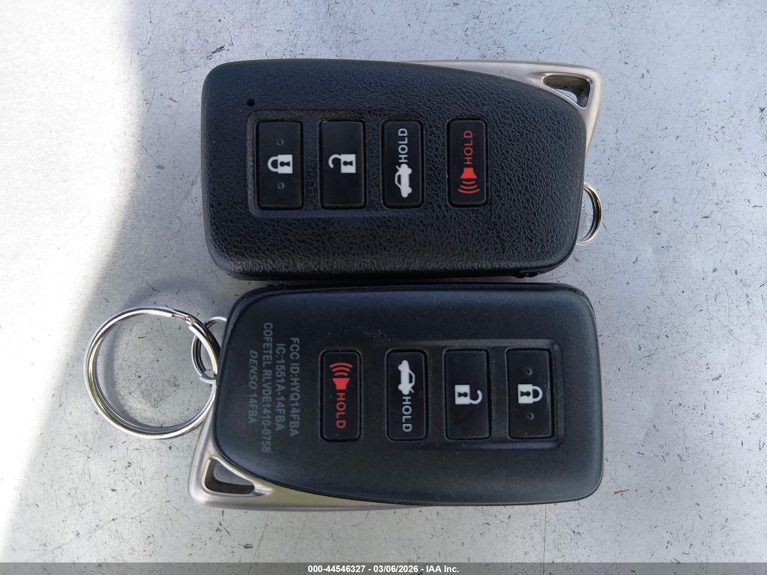 LEXUS ES image 11