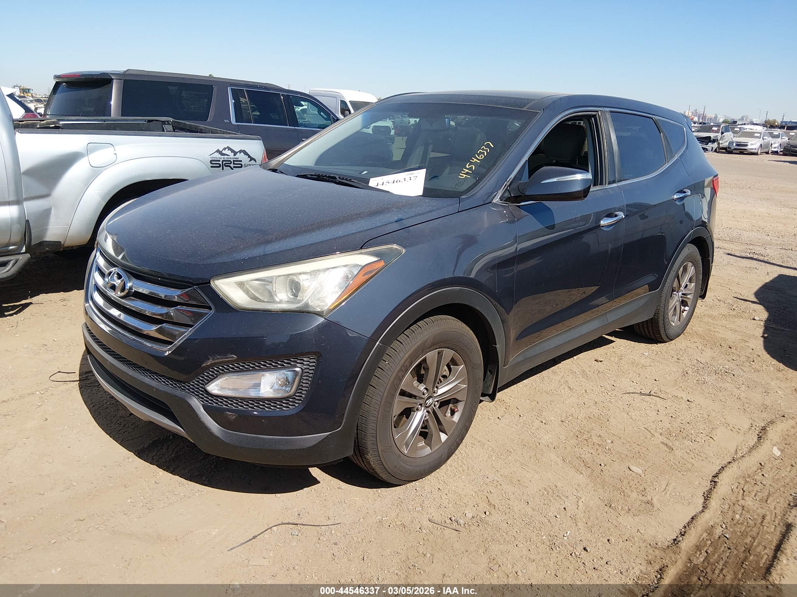 HYUNDAI SANTA image 2