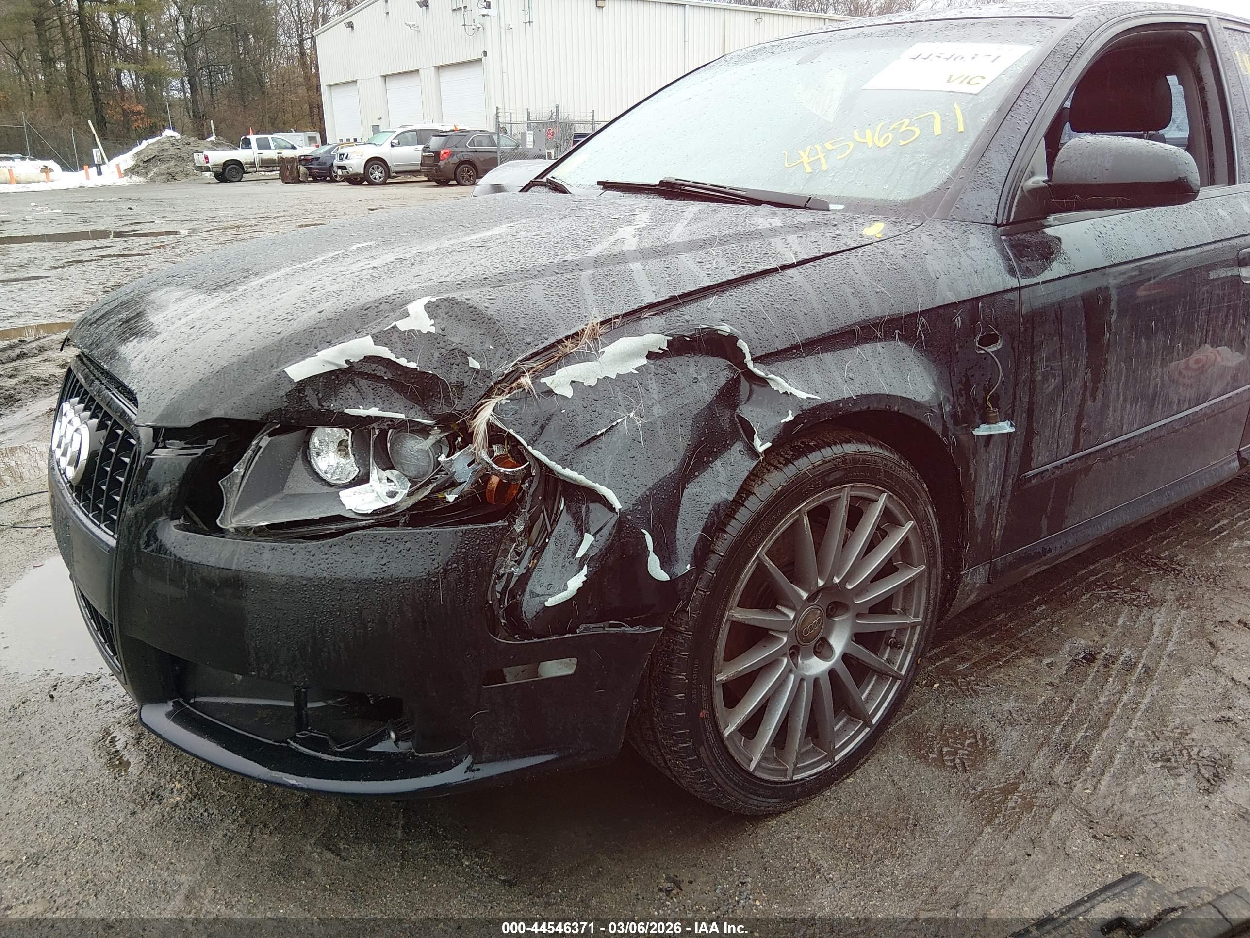AUDI A4 image 6