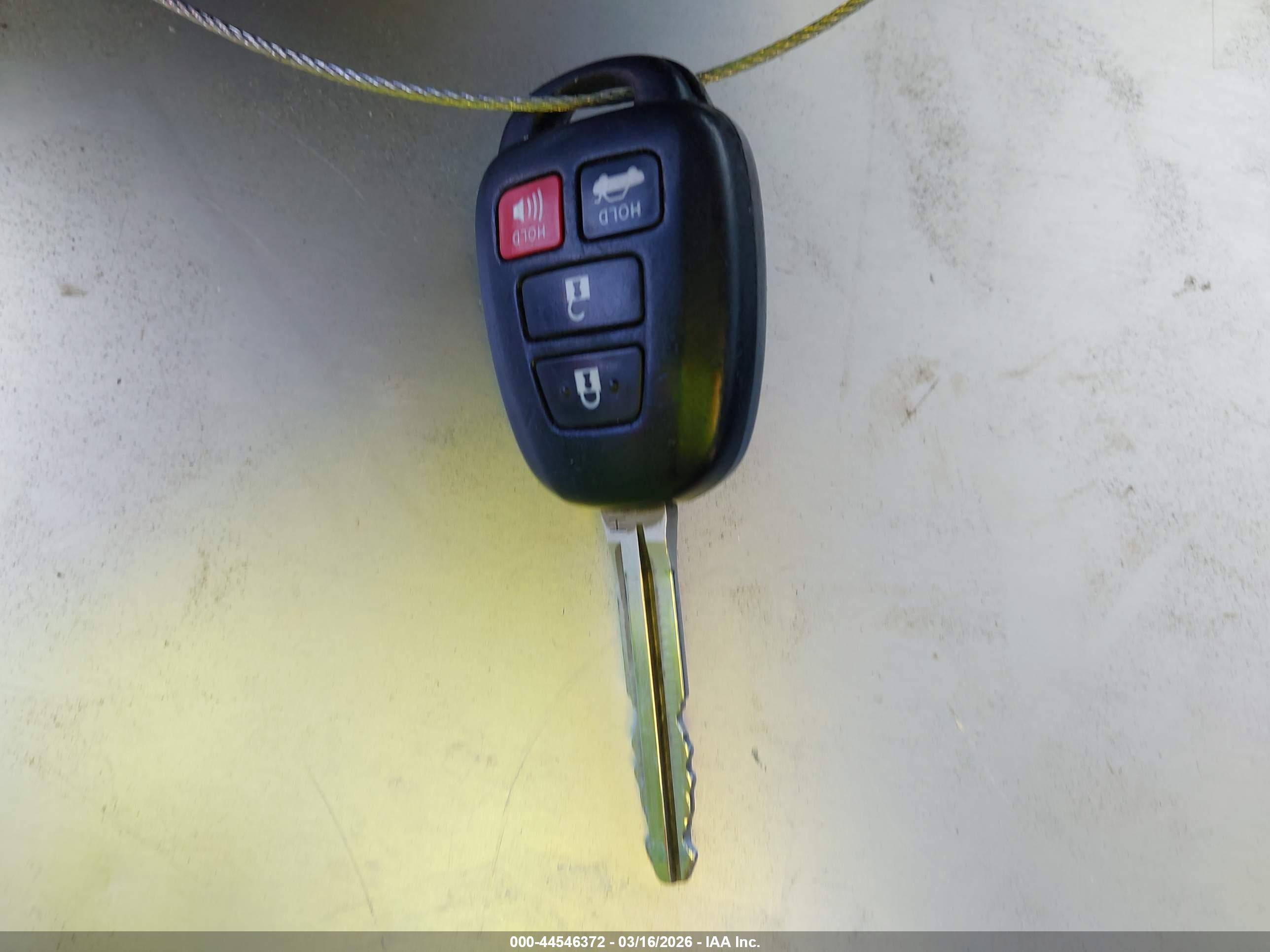 TOYOTA COROLLA image 11