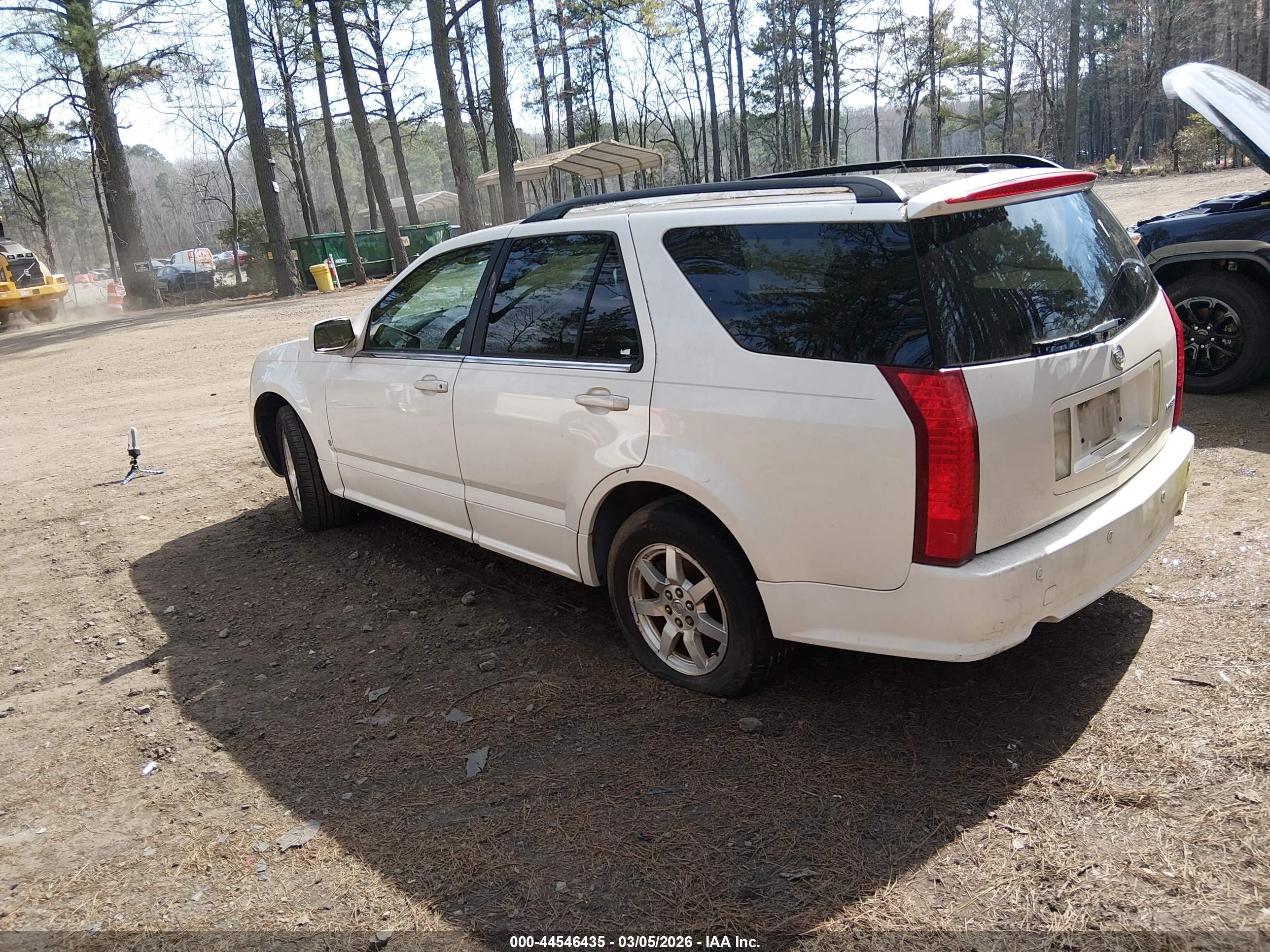 CADILLAC SRX image 3