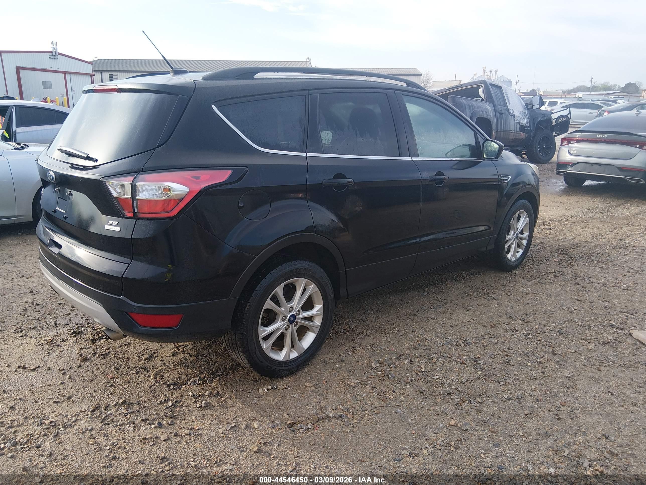 FORD ESCAPE image 4