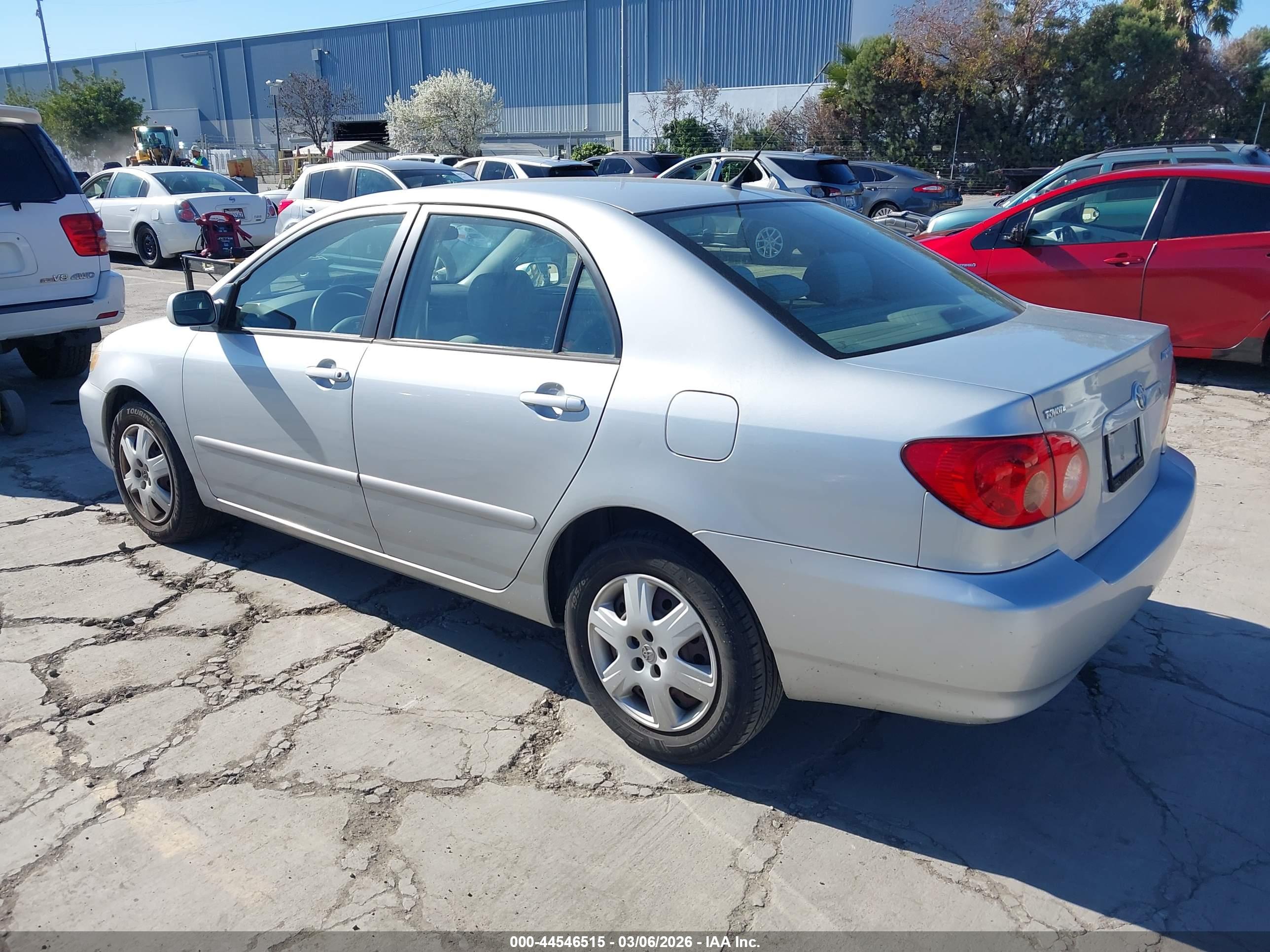 TOYOTA COROLLA image 3