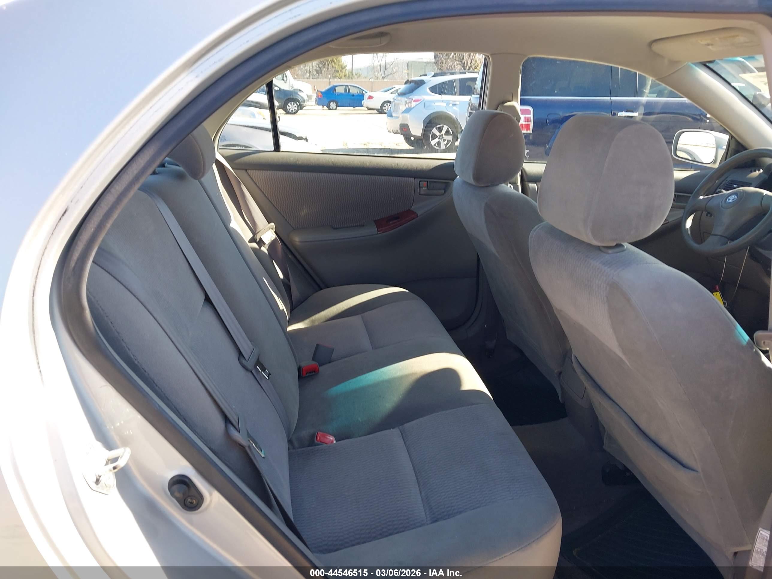 TOYOTA COROLLA image 8